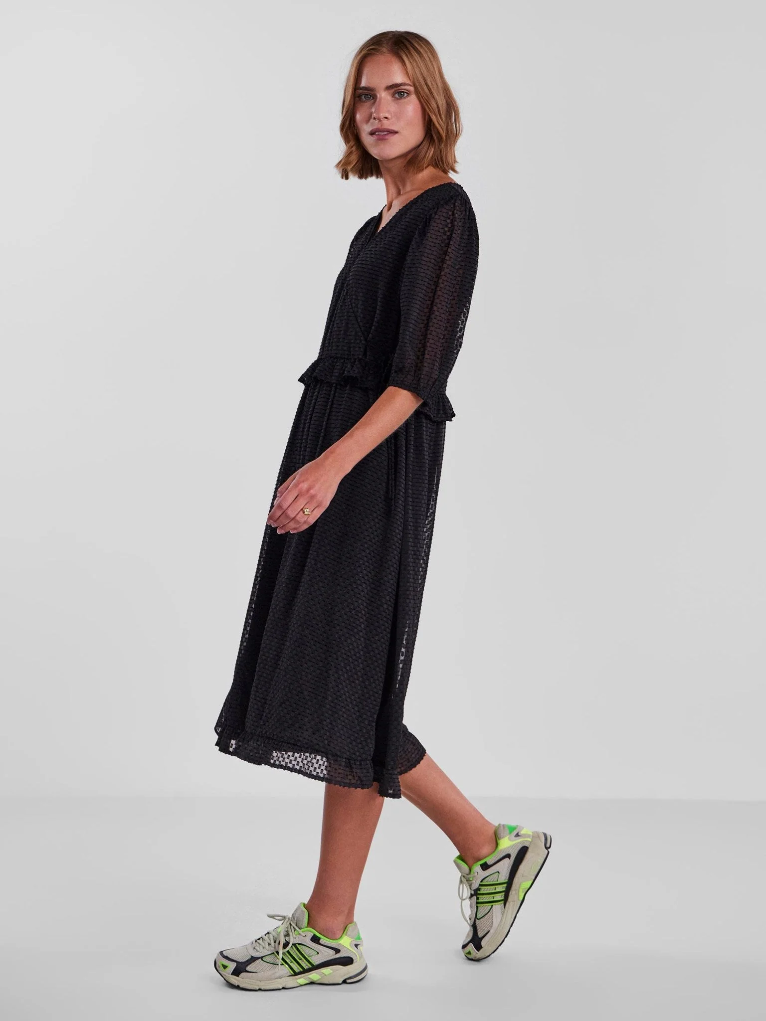 Agana Midi Kleid - schwarz - Image 3