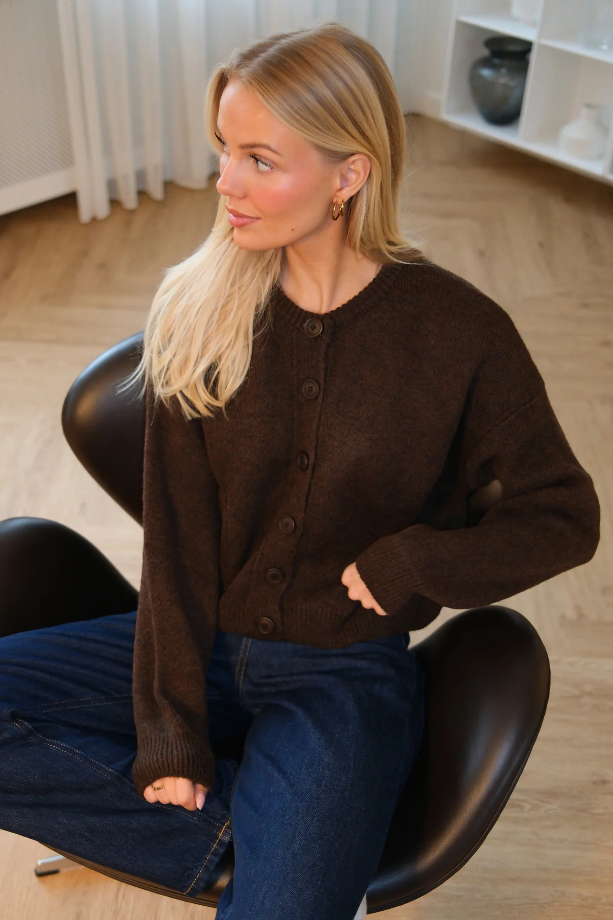Angelique Strickjacke – Braun - Image 4
