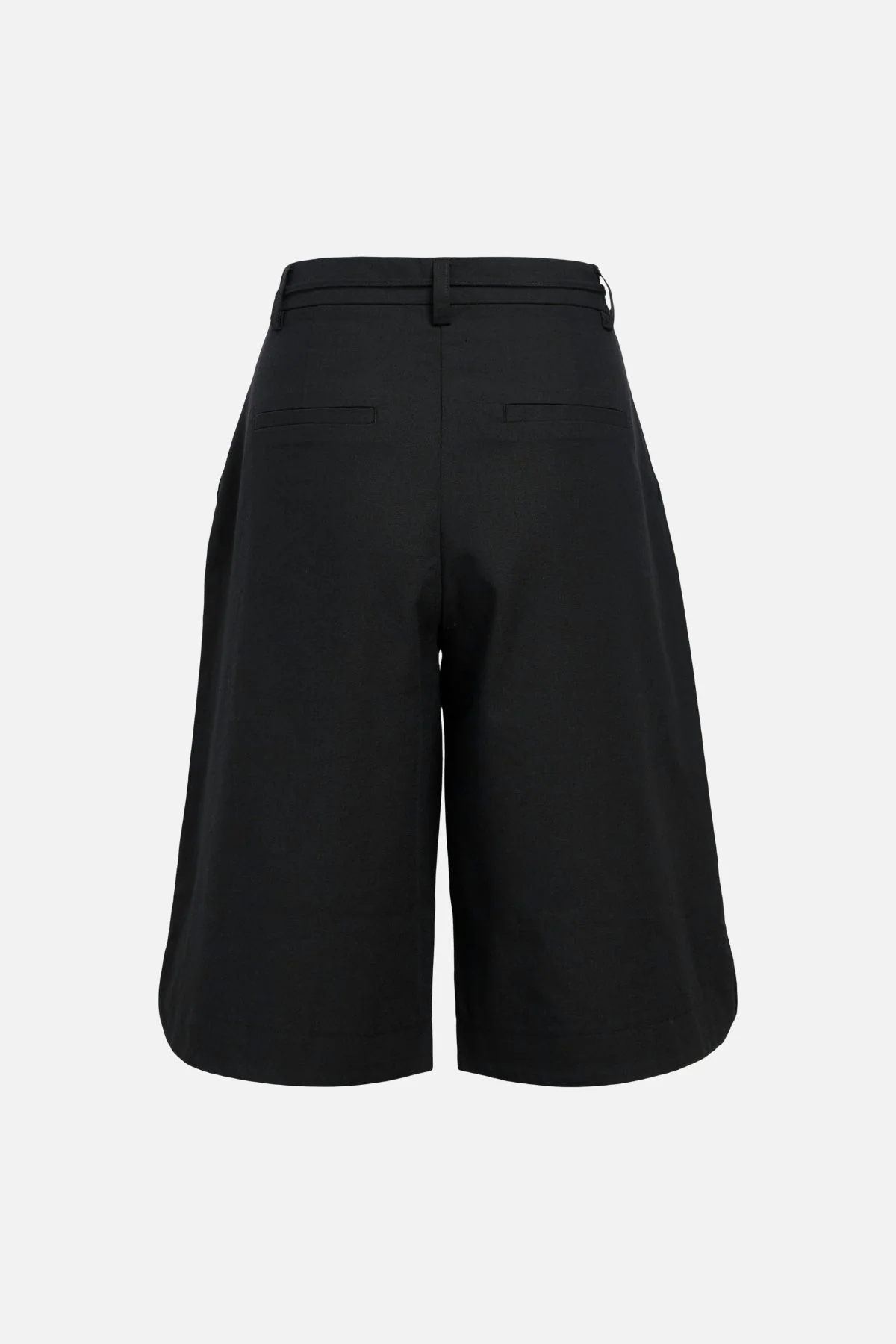 Aura Bermuda Shorts - Schwarz - Image 6