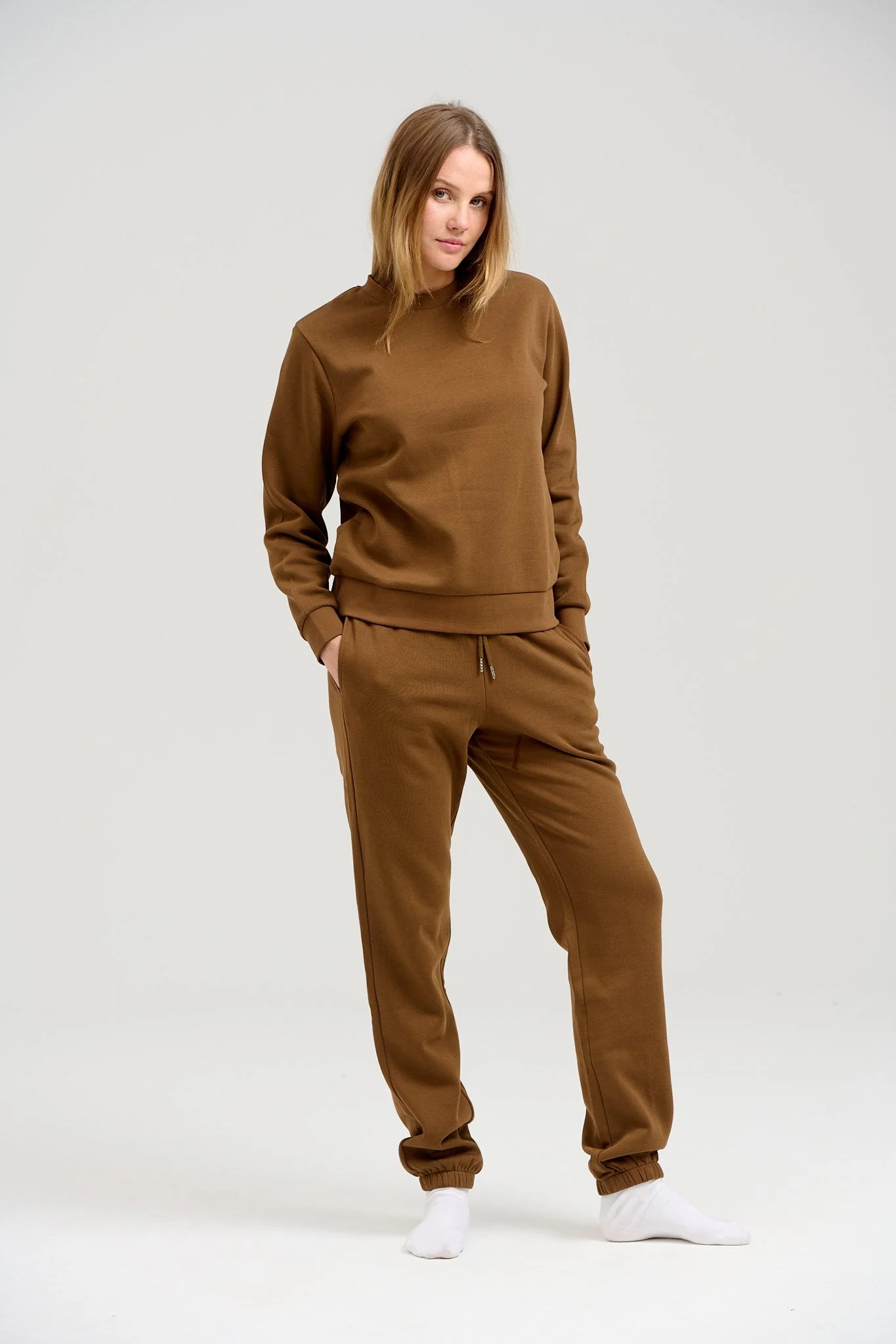 Basic Crewneck -Schweiß - braun - Image 3