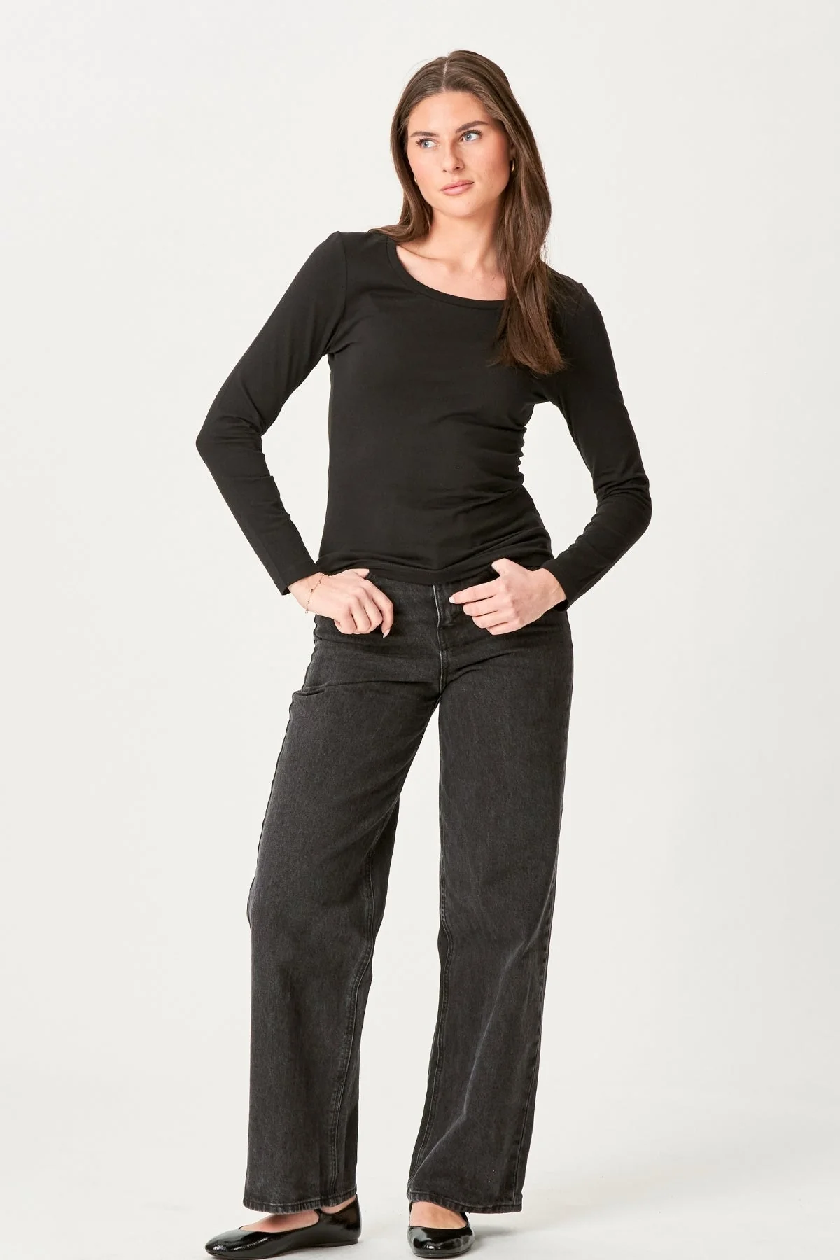 Basic Langarmes T-Shirt-Schwarz - Image 3