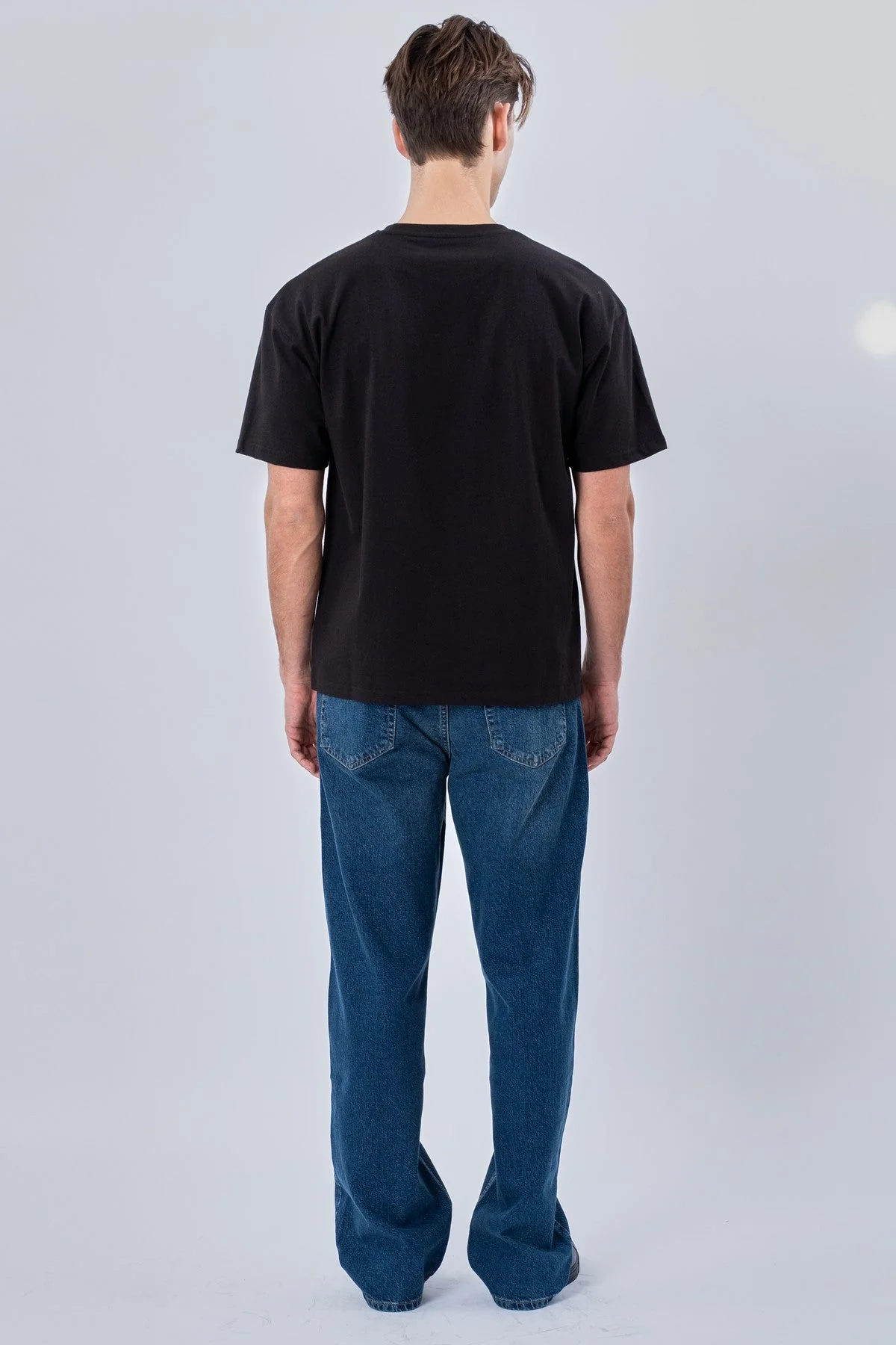 Kastenförmiges T-Shirt - Schwarz - Image 6
