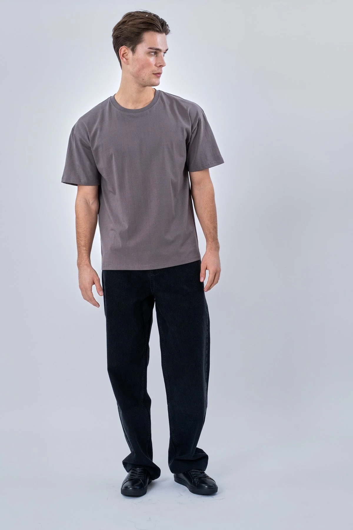 Kastenförmiges T-Shirt – Dunkelgrau - Image 4