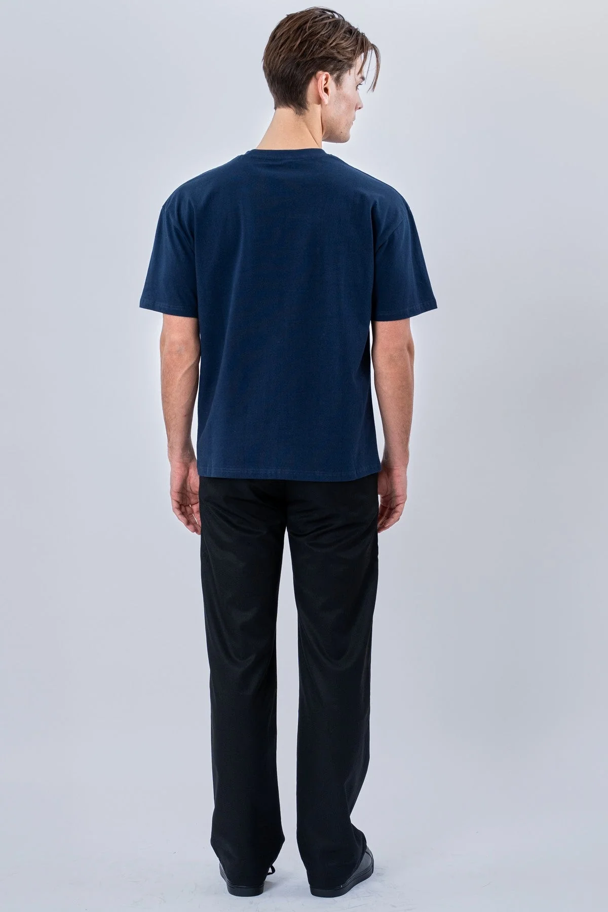 Kastenförmiges T-Shirt – Marineblau - Image 4