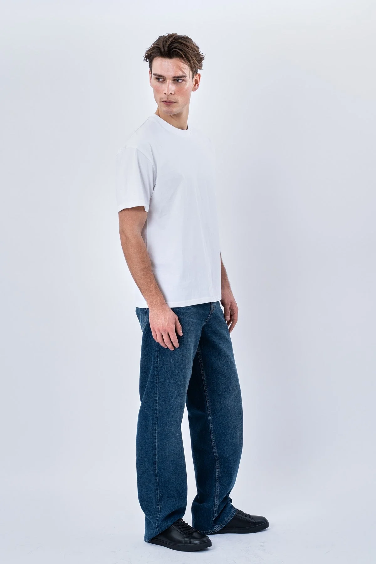 Kastenförmiges T-Shirt – Weiß - Image 3