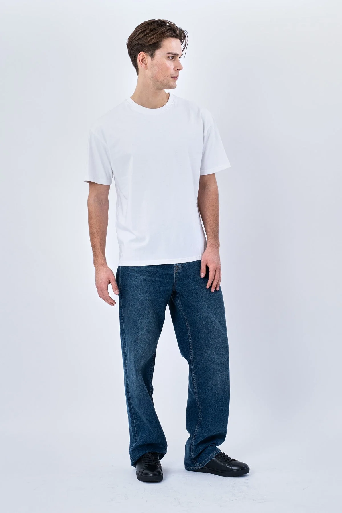 Kastenförmiges T-Shirt – Weiß - Image 4