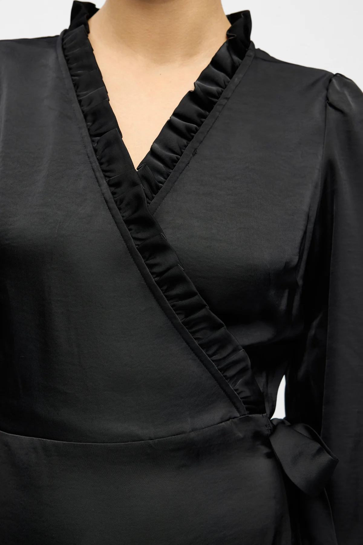 Chili Wrap Dress - Schwarz - Image 3