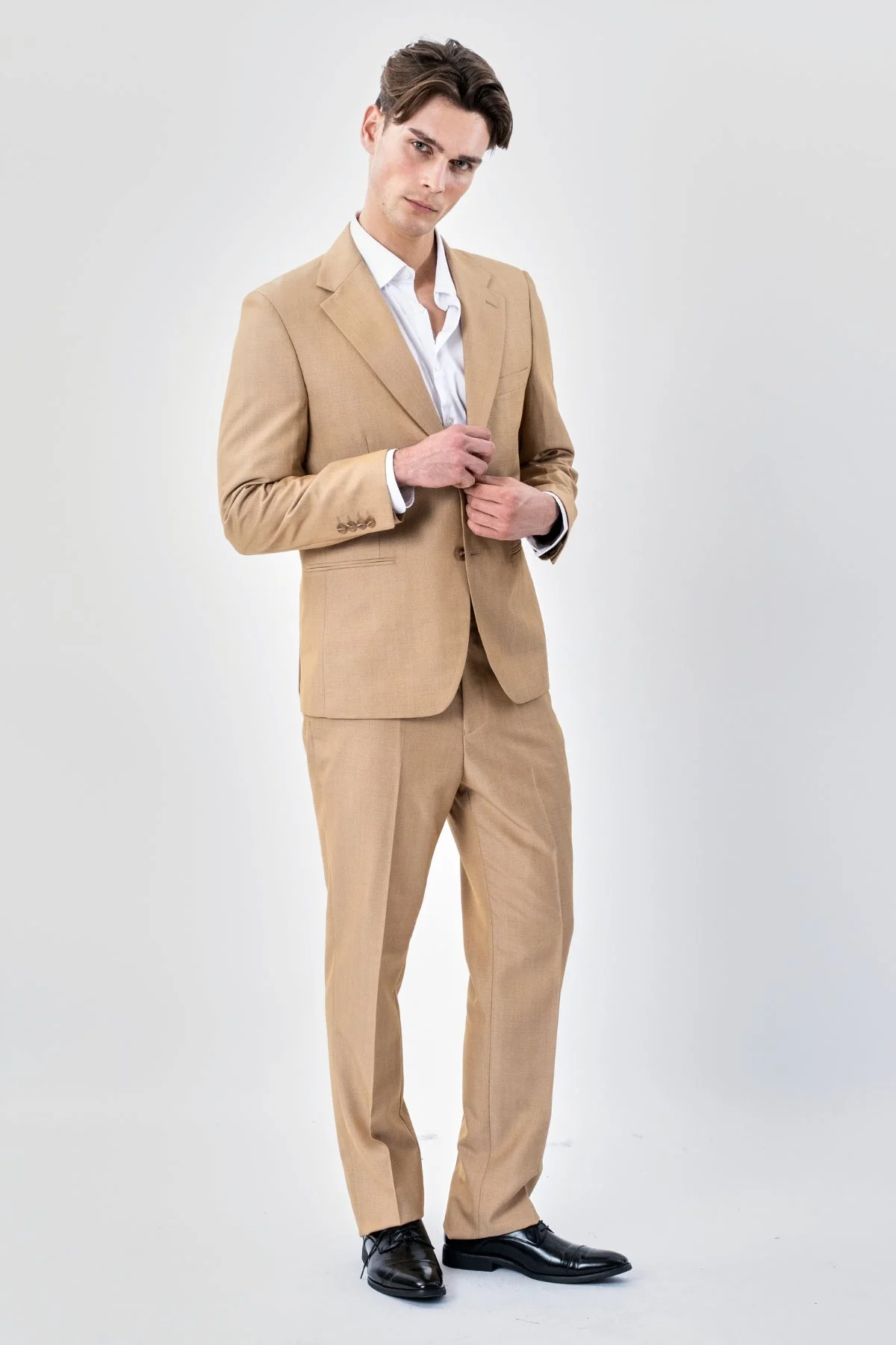 Klassischer Blazer – Sand - Image 2