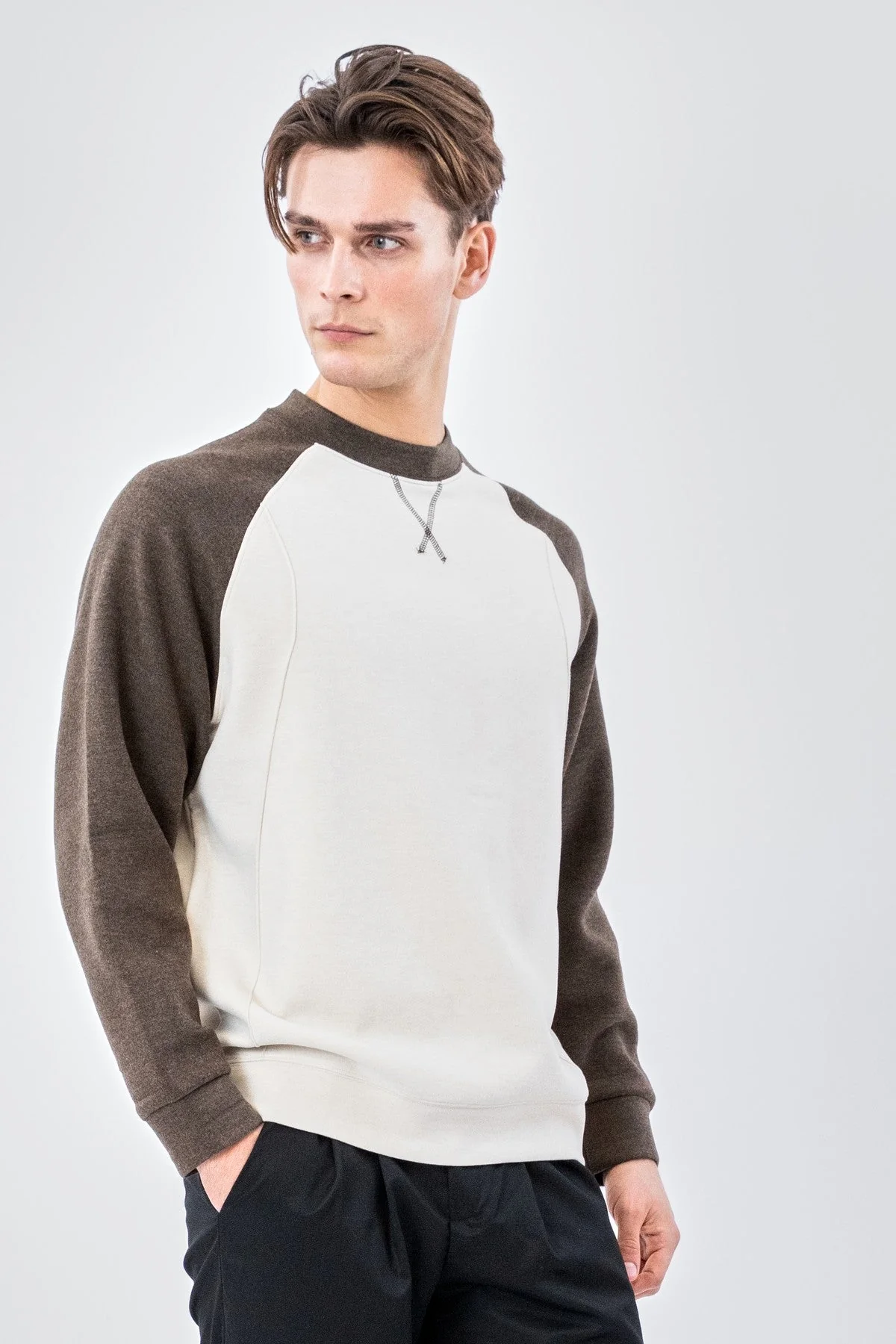 Pullover mit Rundhalsausschnitt und Raglanärmeln – Aprikose