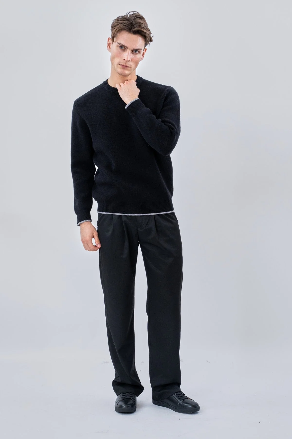Pullover mit Rundhalsausschnitt - Schwarz - Image 2