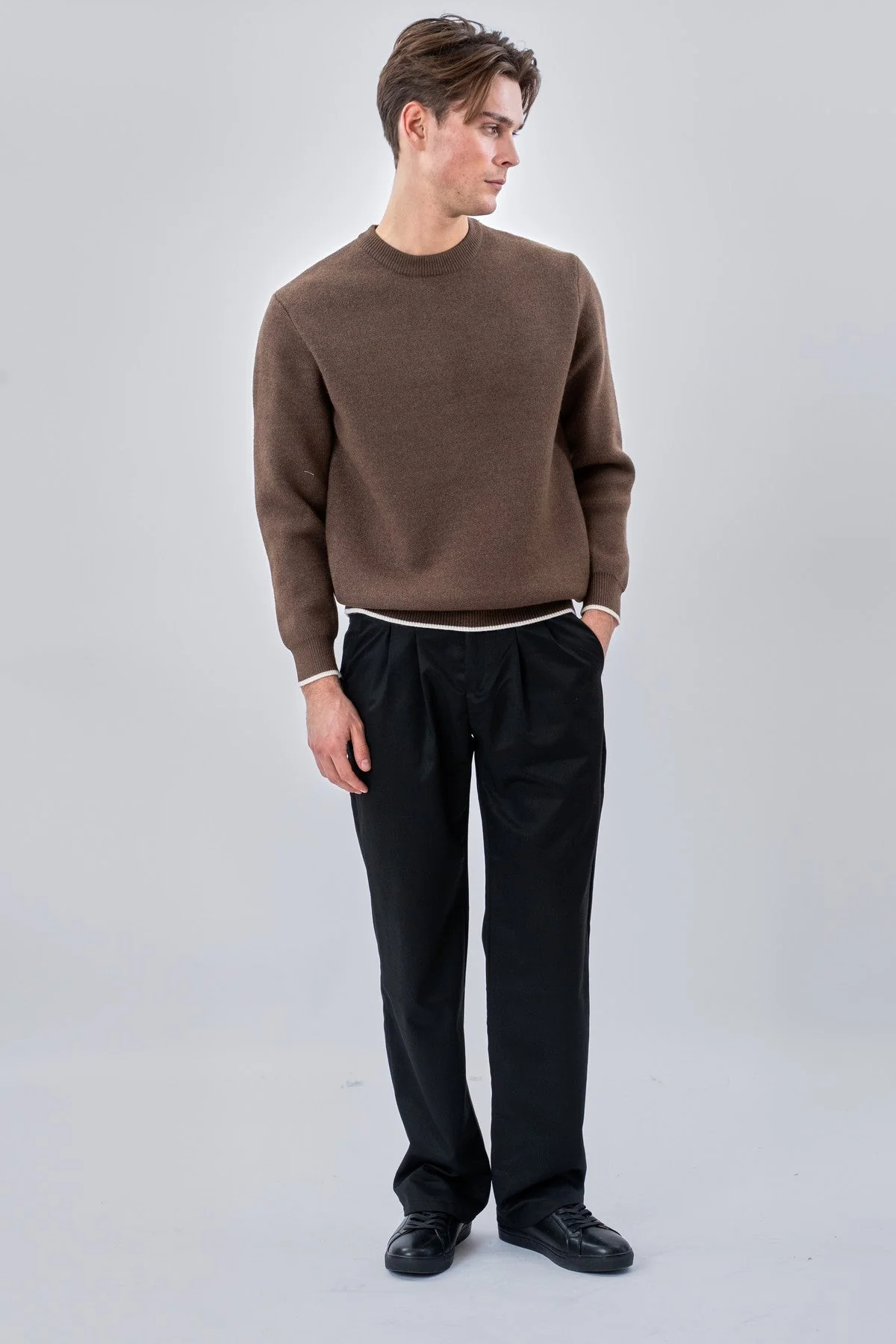 Pullover mit Rundhalsausschnitt – Braun - Image 3