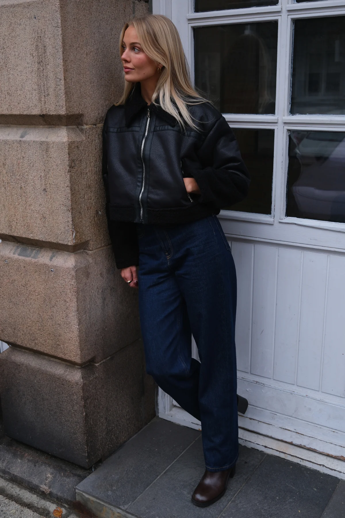 Daisy Shearling Jacke - Schwarz/Schwarz - Image 4