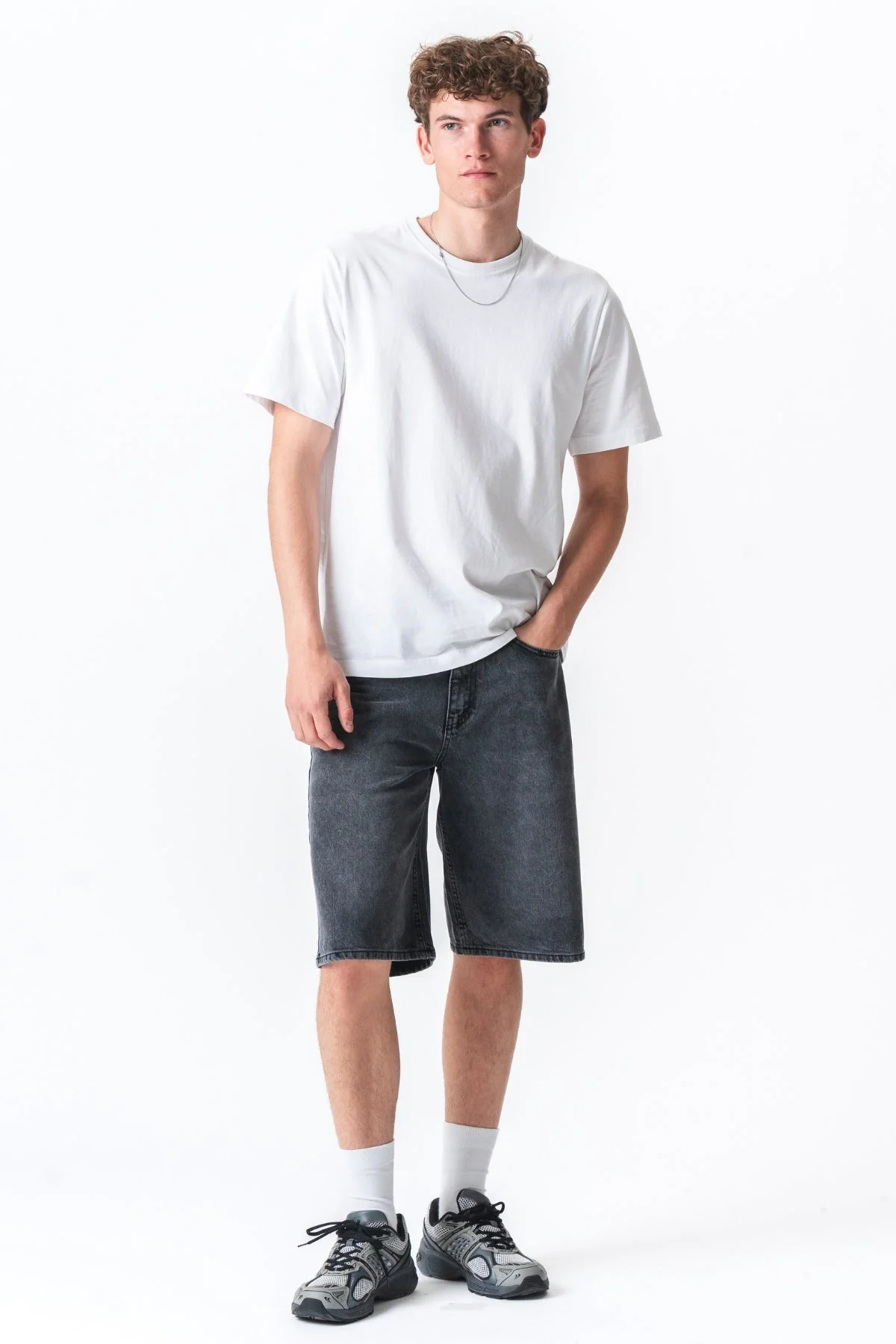 Denim Shorts Locker - schwarz - Image 6