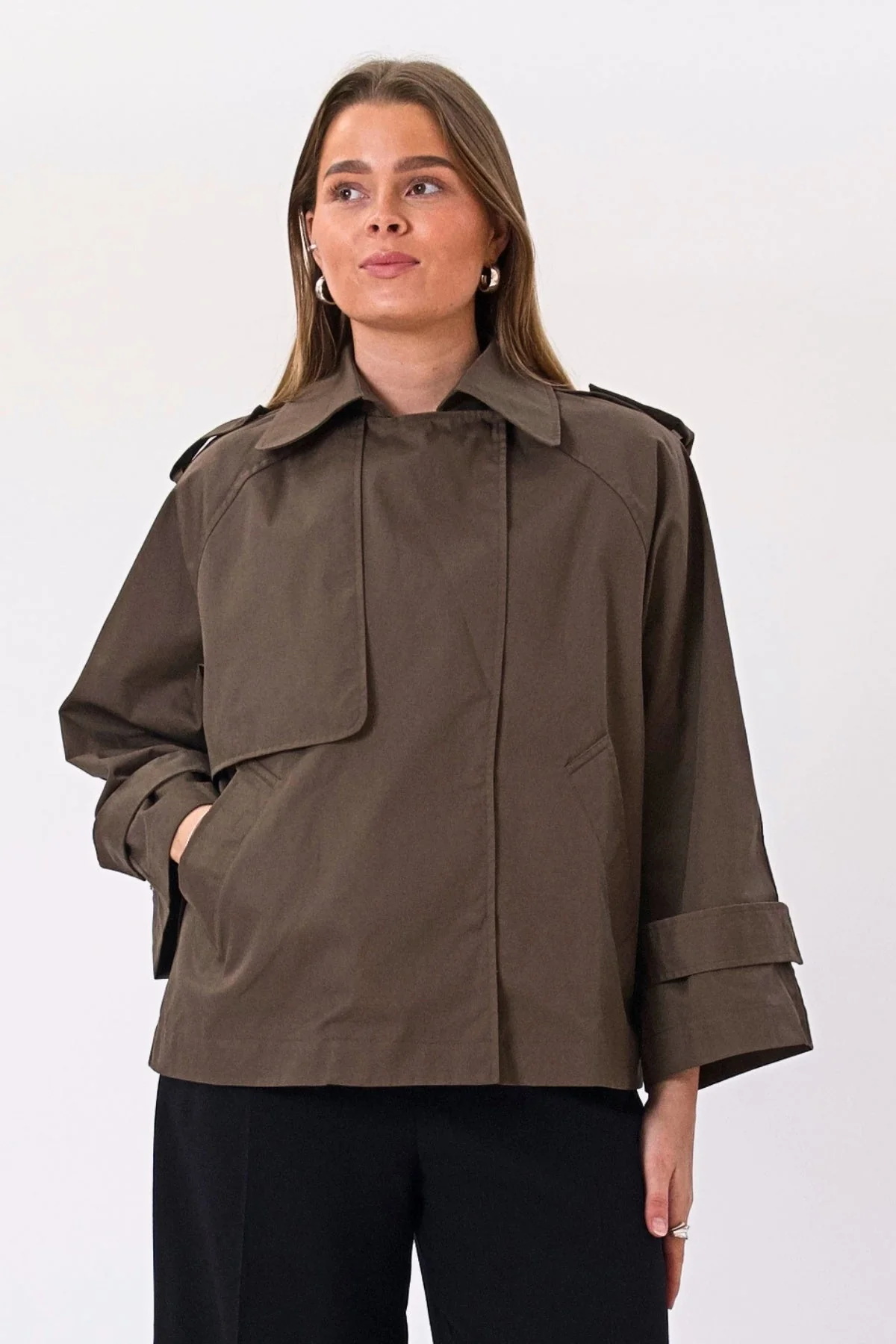 Elara Kurzer Trenchcoat - Braun