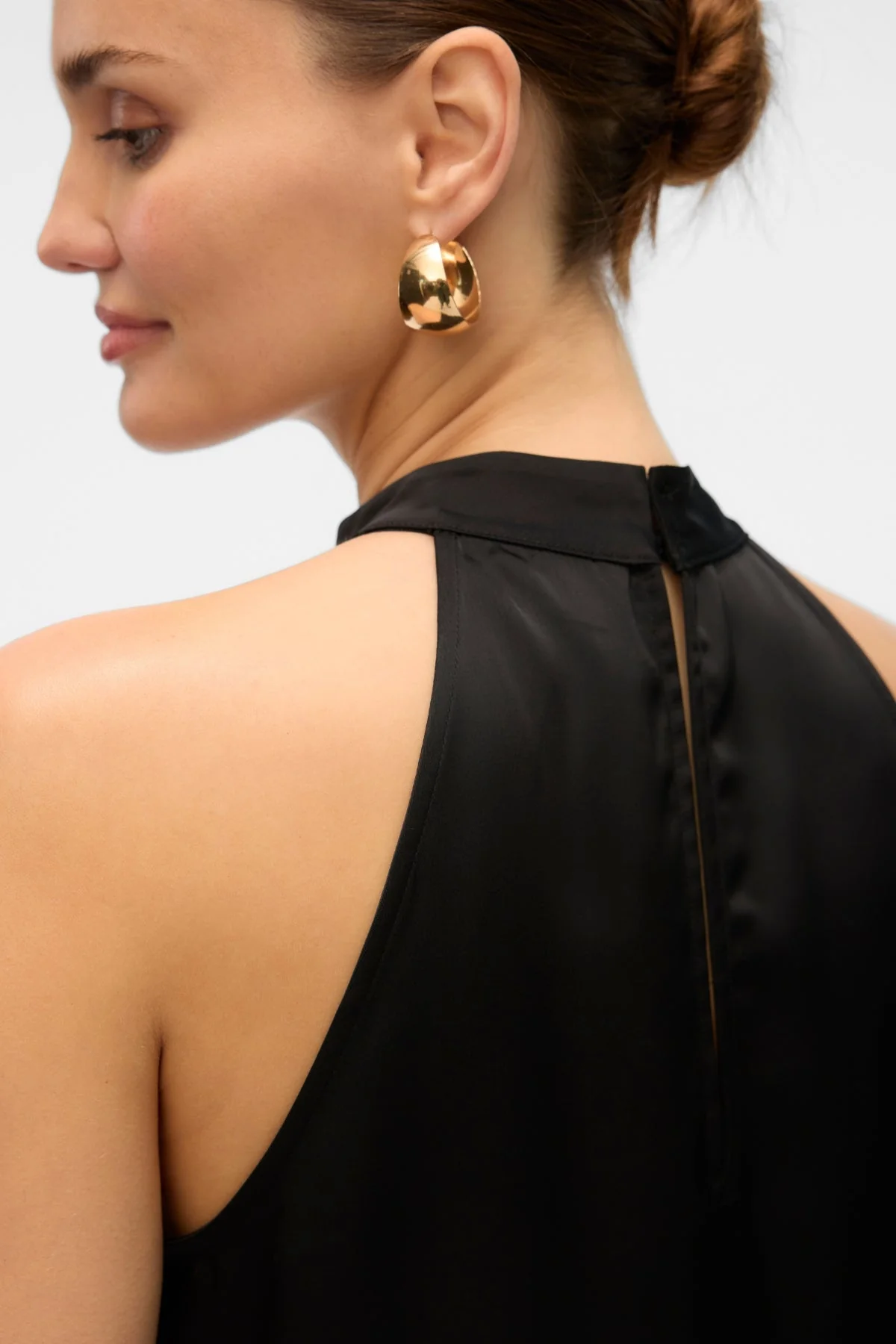 Elena Halter Neck Kurzkleid - Schwarz - Image 3