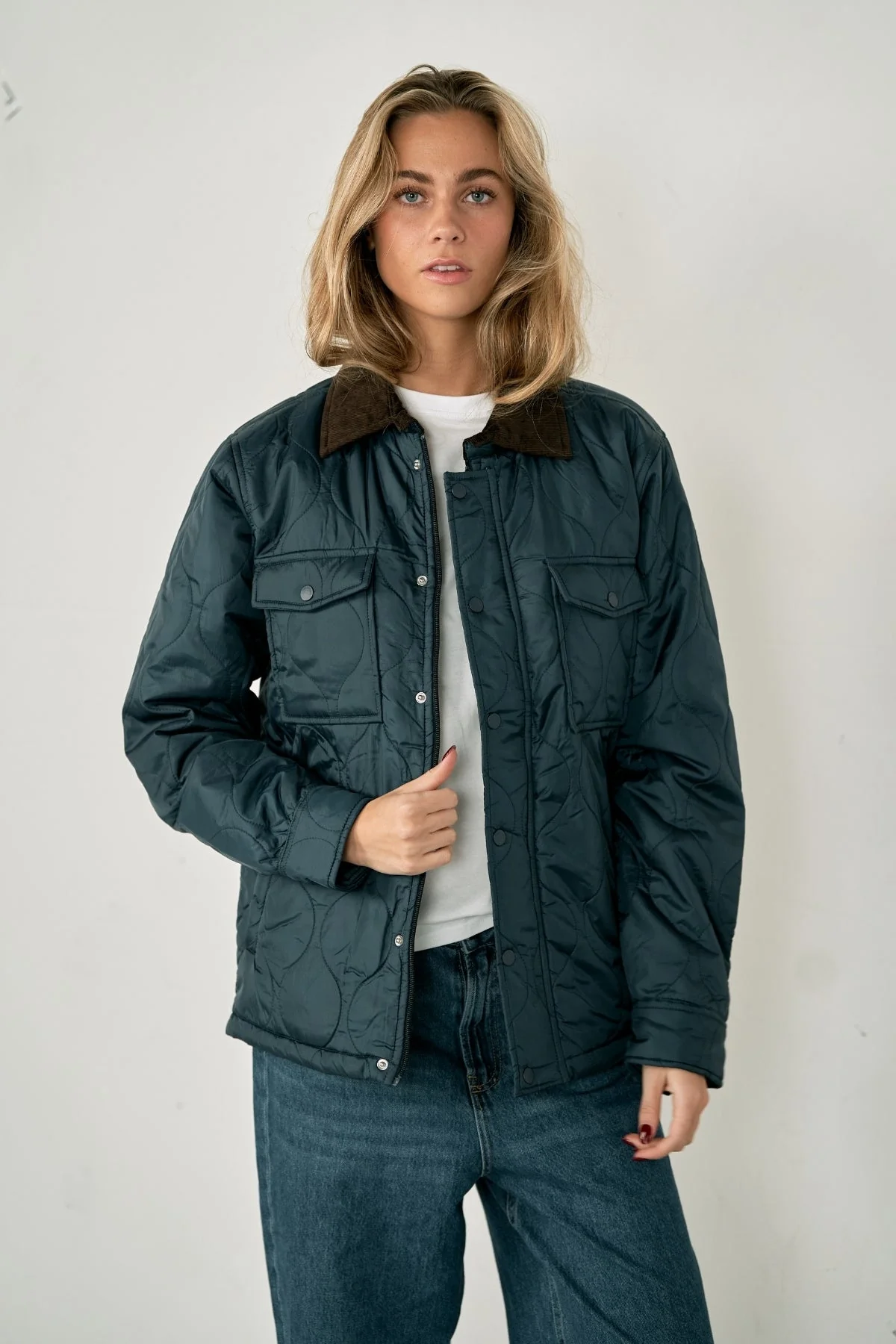 Ella Quiltet Jacke - Marine - Image 4