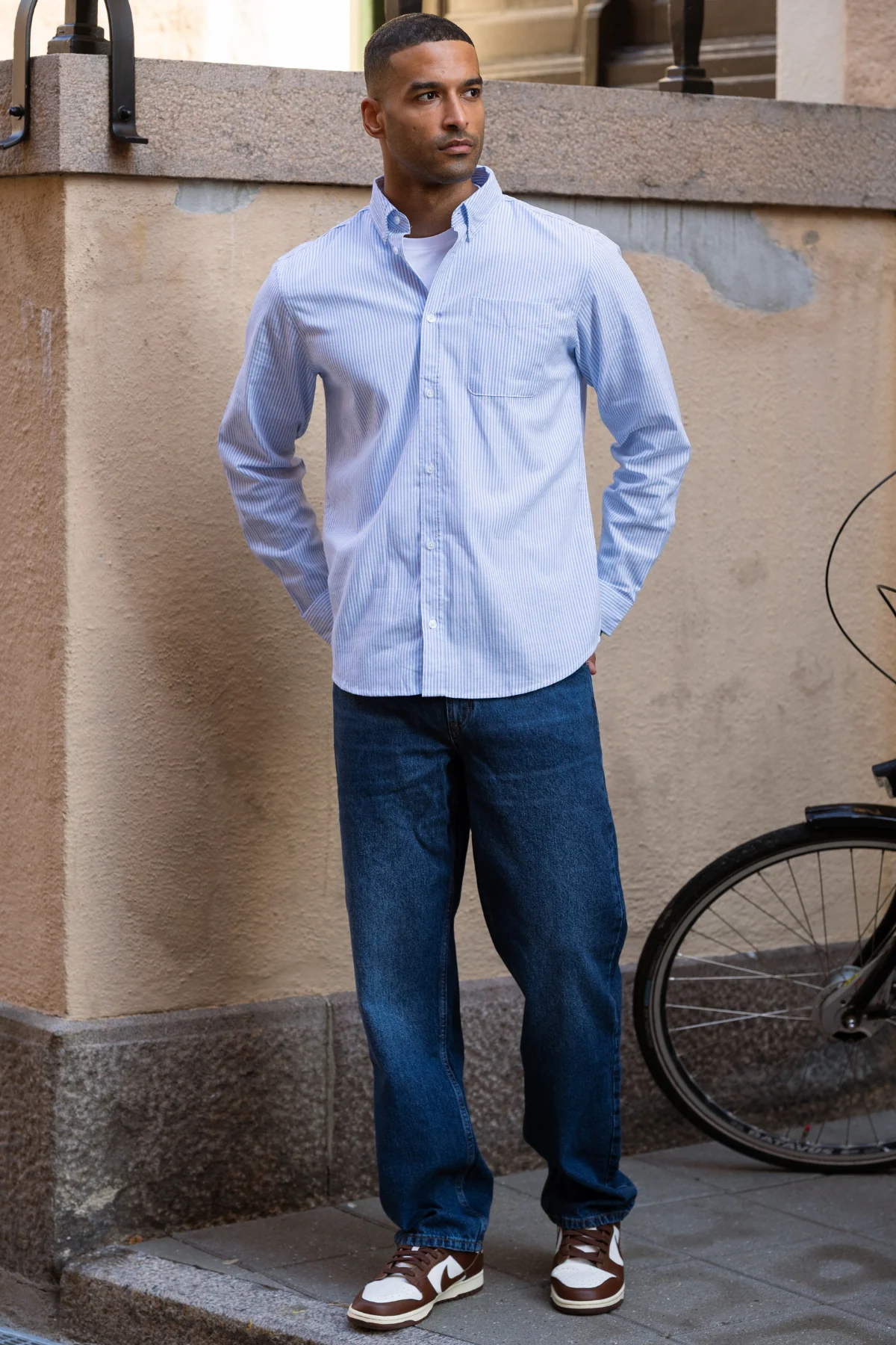 Entspannte Fit -Jeans - dunkelblauer Jeans - Image 8