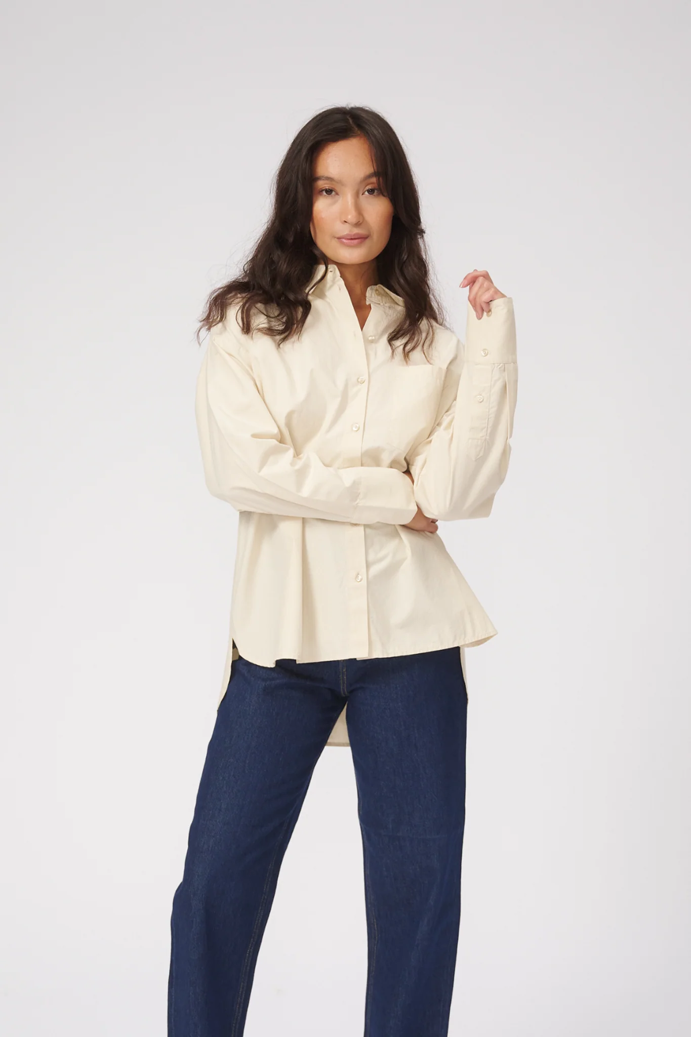 Entspanntes Hemd - Beige - Image 5