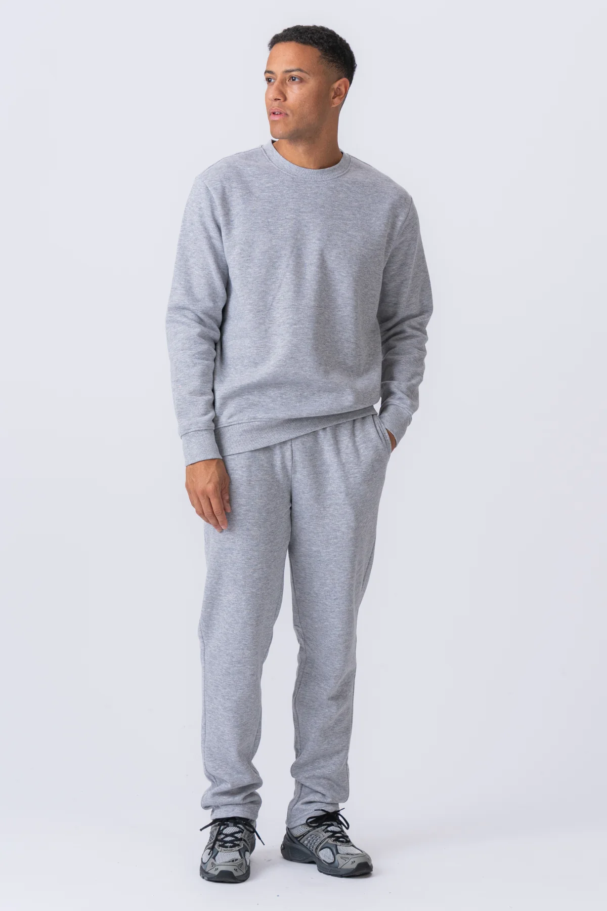 Essential Crewneck – Graumeliert - Image 3