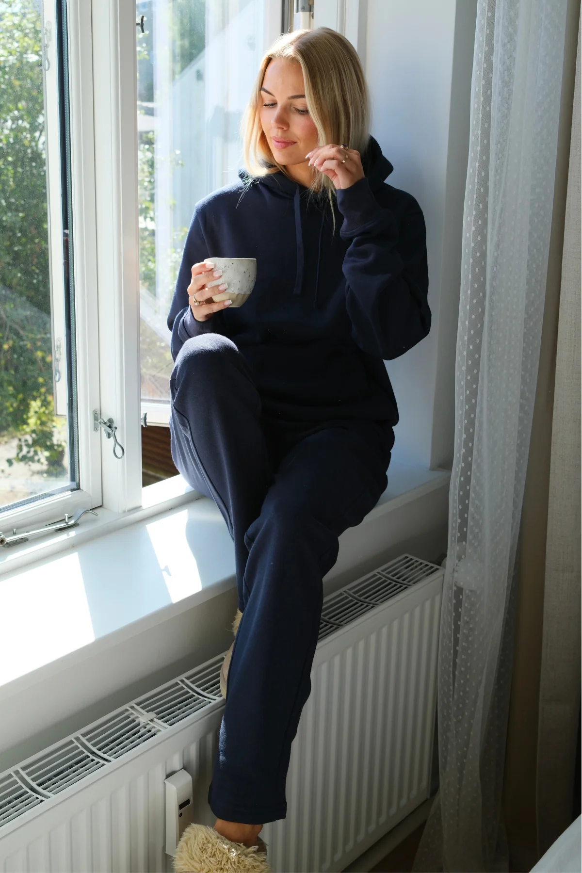 Essential-Jogginghose – Marineblau - Image 3
