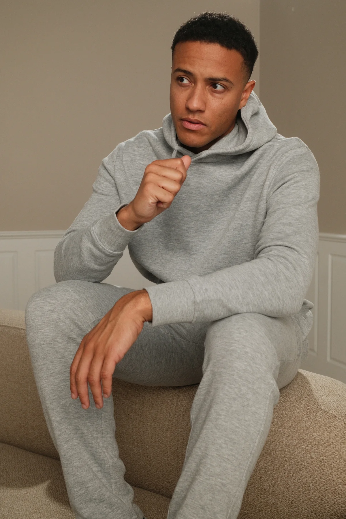 Essential Kapuzen-Sweatset – Grau - Image 2