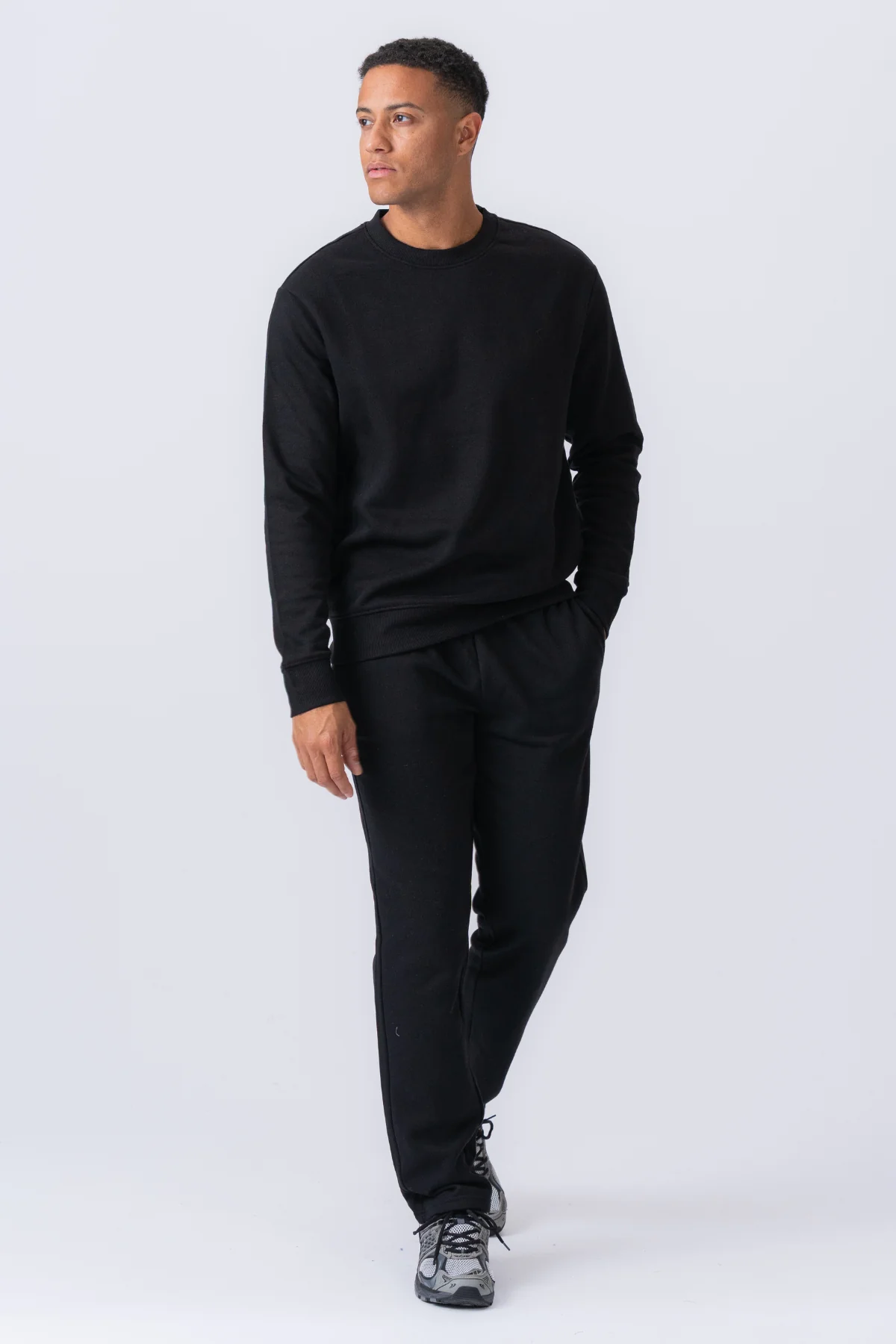 Essential Sweatset - Schwarz - Image 2