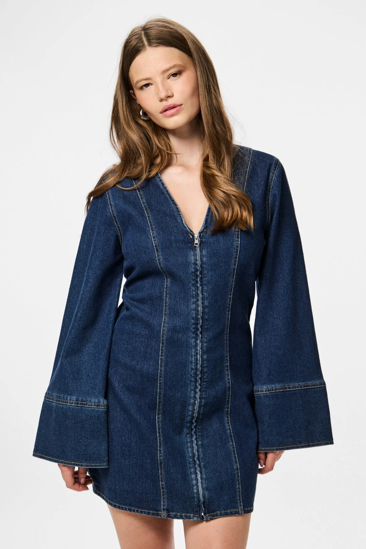 Flora Jeanskleid – Dunkelblauer Denim
