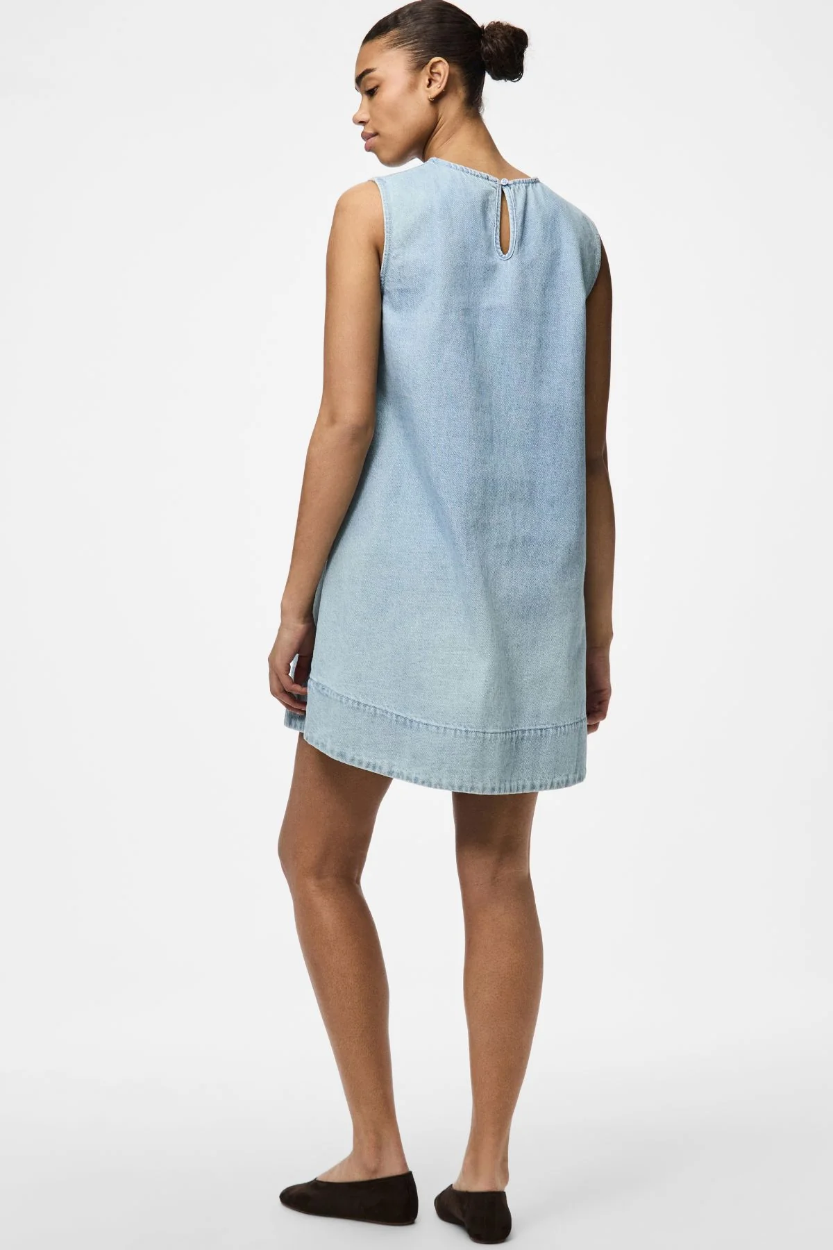 Flora Mini-Jeanskleid – Hellblauer Denim - Image 3