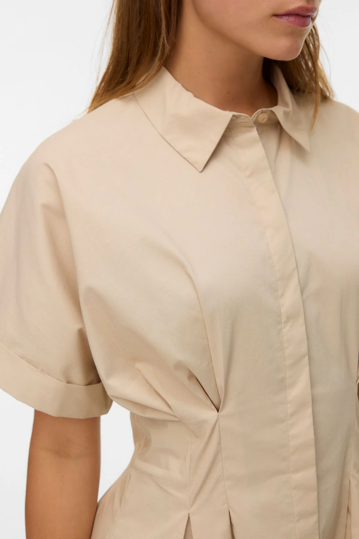 Kurzes Kleid von Friba – Zement - Image 4