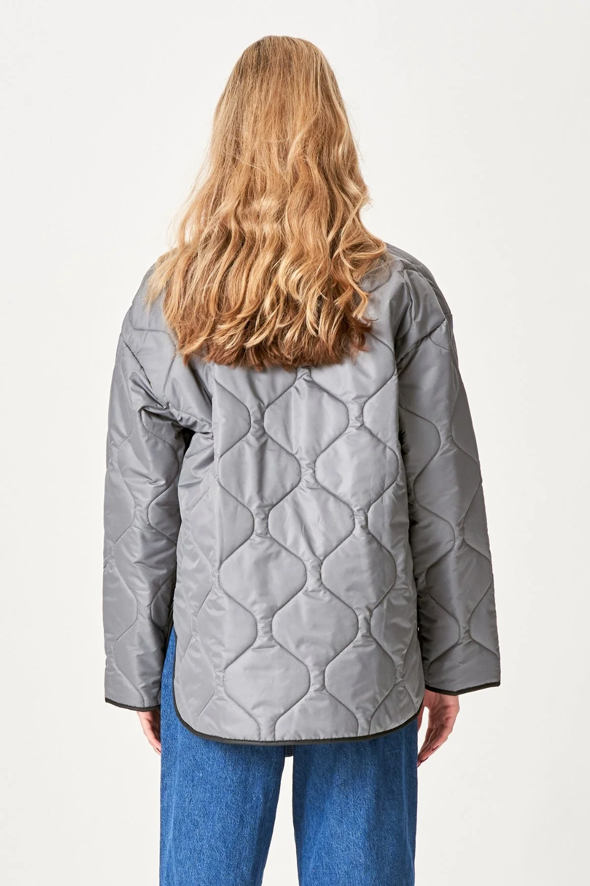 Gesteppte Blockjacke - Grau/Schwarz - Image 5
