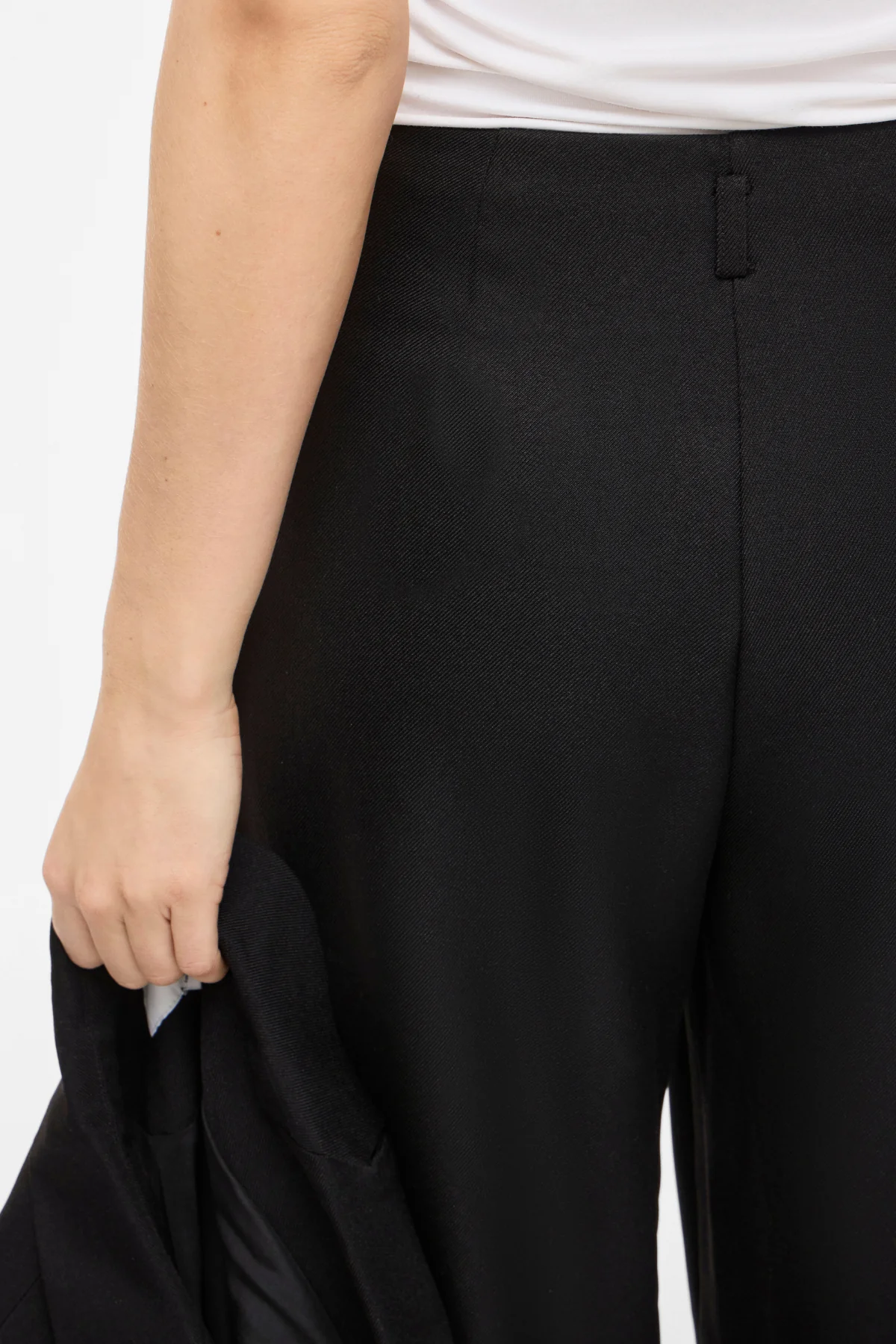 Gurha Loose Pants - Schwarz - Image 4