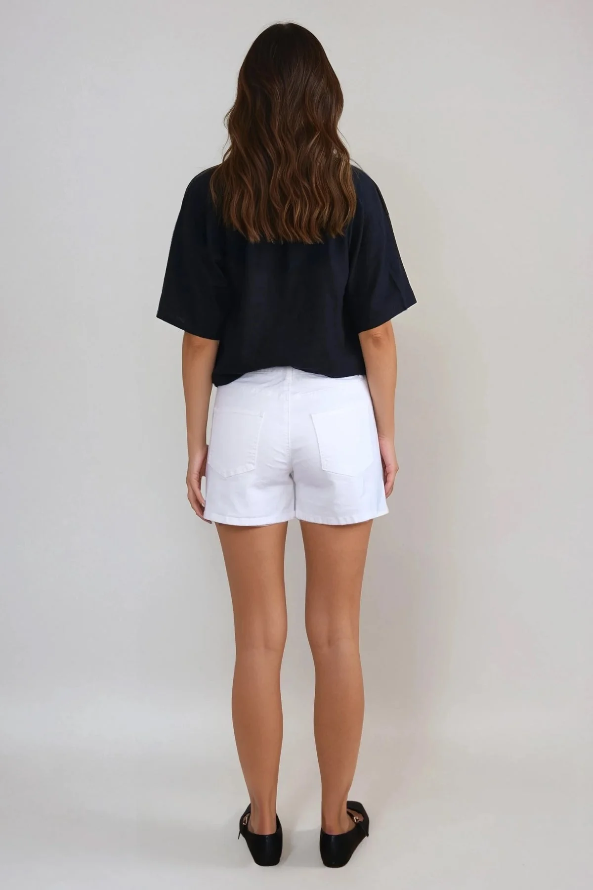 Jihan Ellenhw Shorts - Wolkentänzer - Image 3