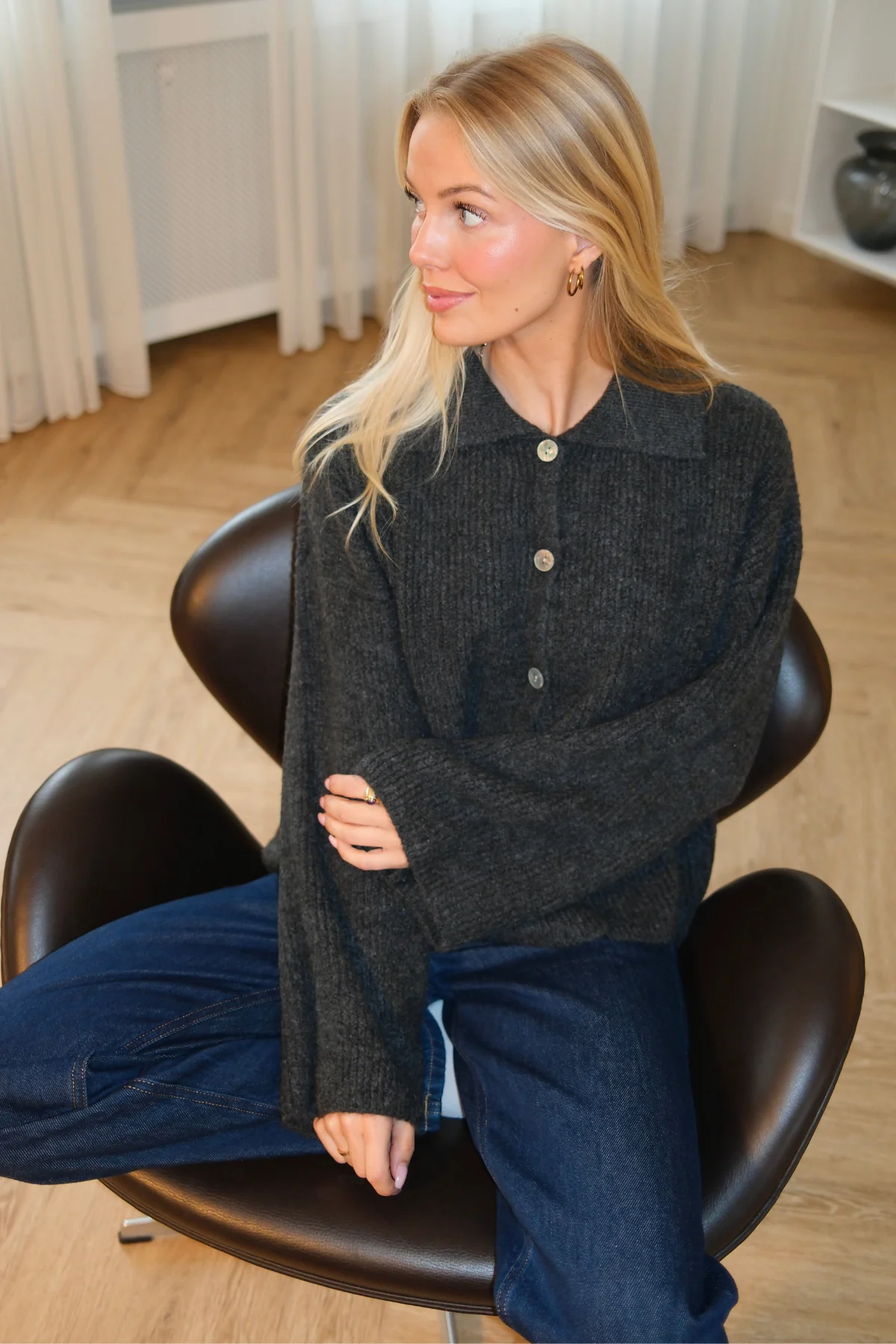 Josie Polo Knit – Graphit - Image 3