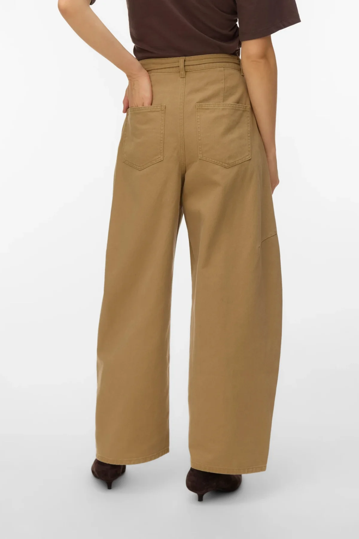 Kaitlin Wide Coloured Barrel Jeans – Kelp - Image 3