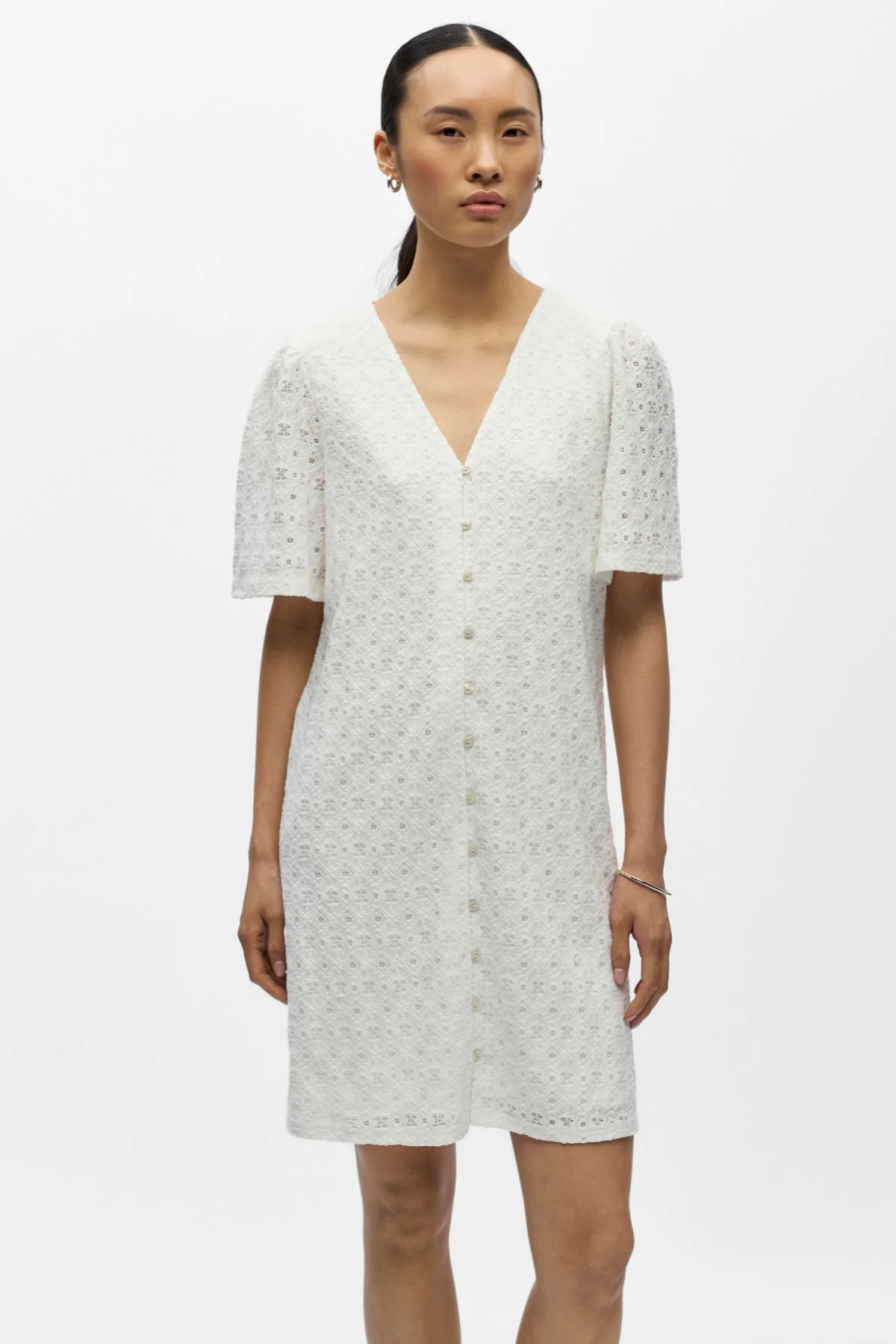 Laila Kleid mit V-Ausschnitt – Cloud Dancer