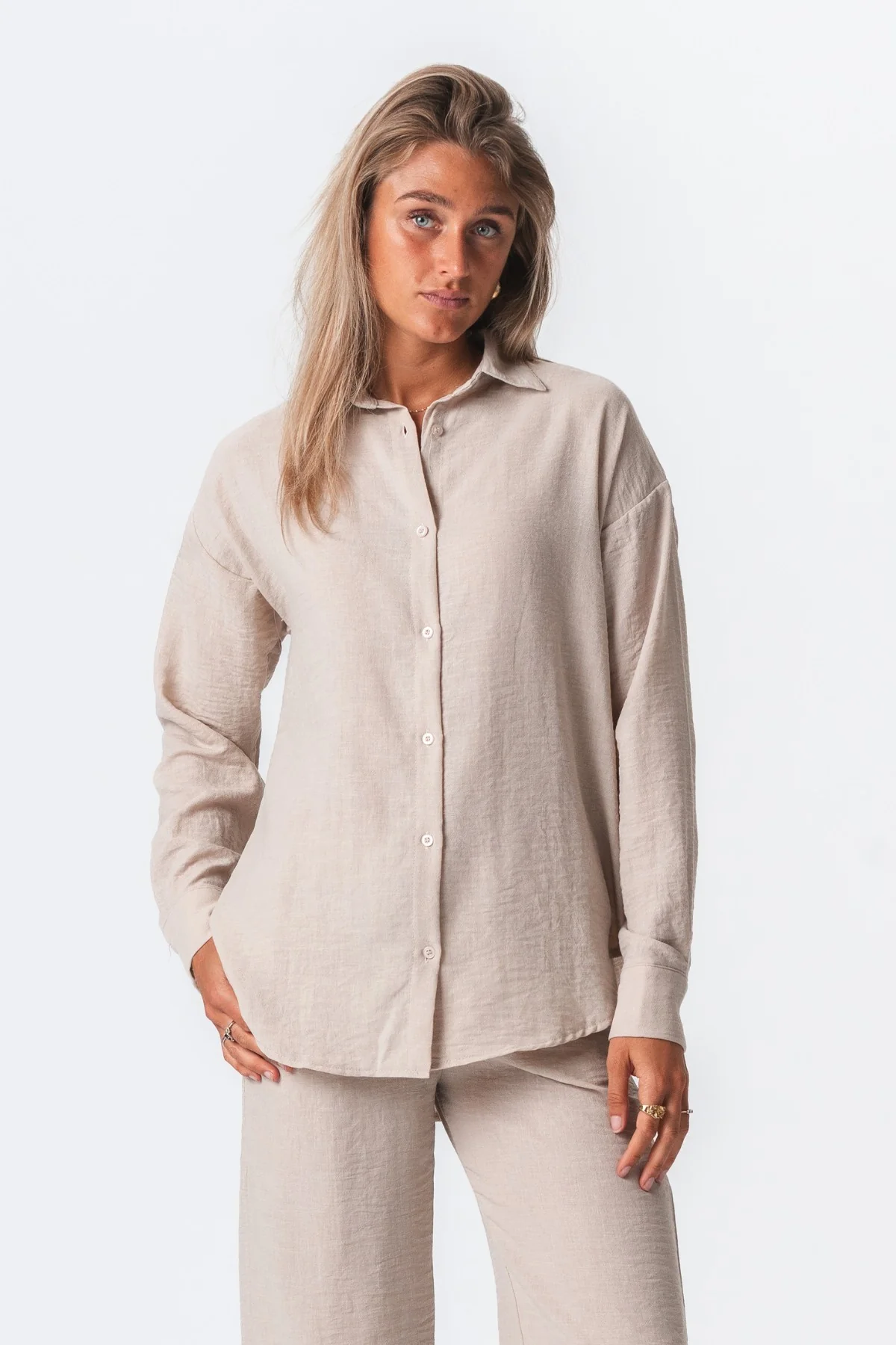 Lilly Pants + Lilly -Hemd (Sand) - Paketangebot - Image 3