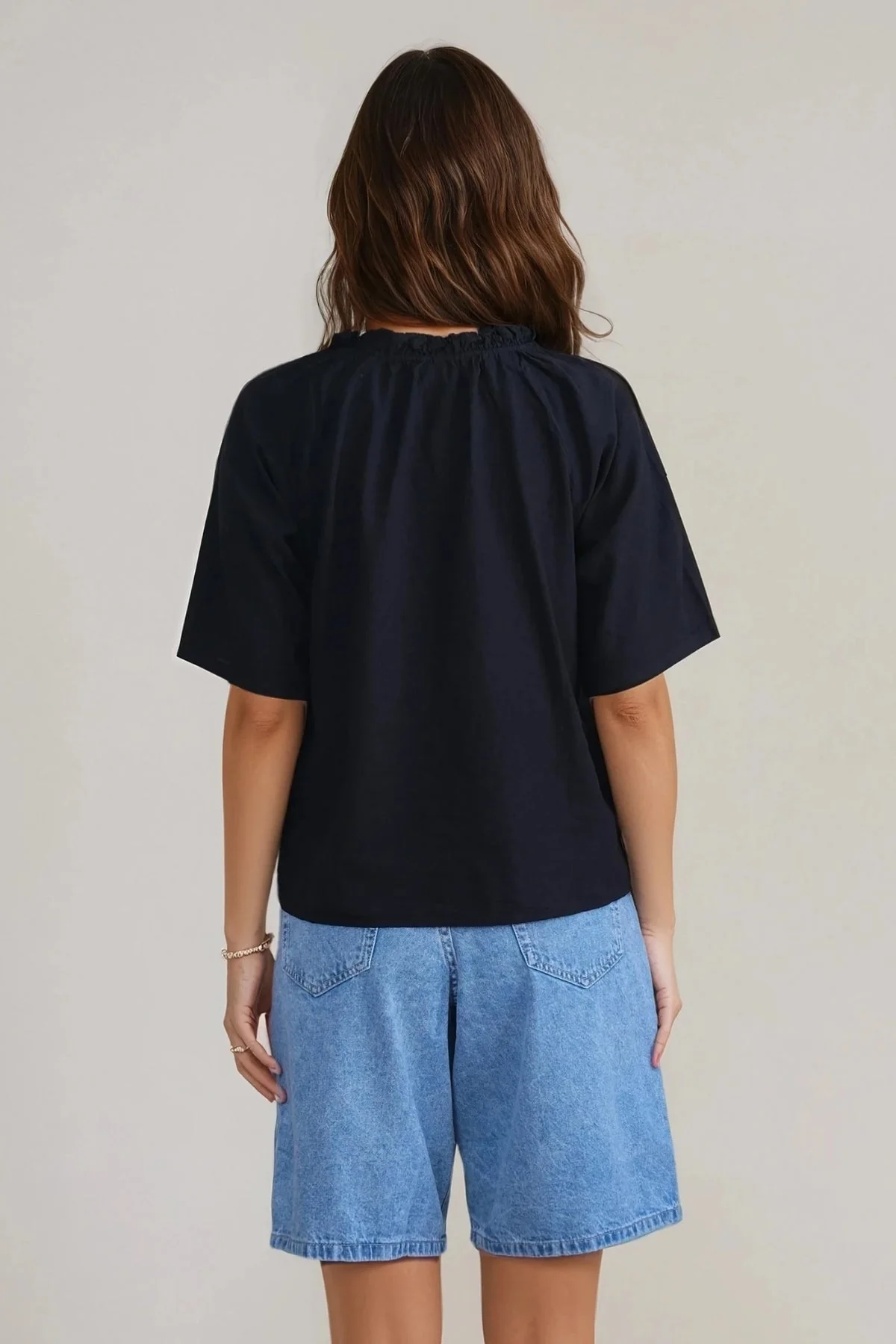 Linn Frill Top - Schwarz - Image 4
