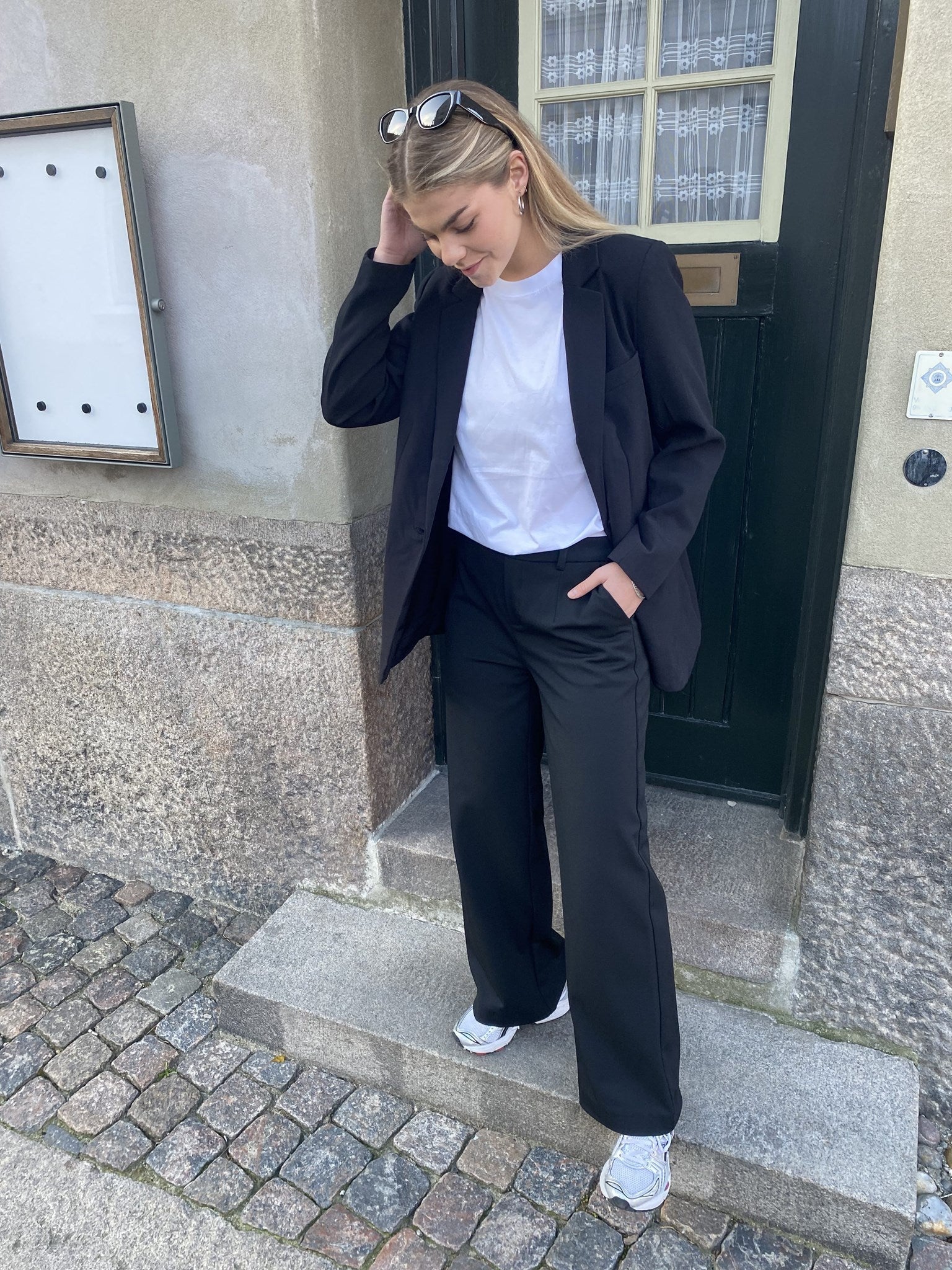 Lisa breit Pants - Schwarz - Image 3