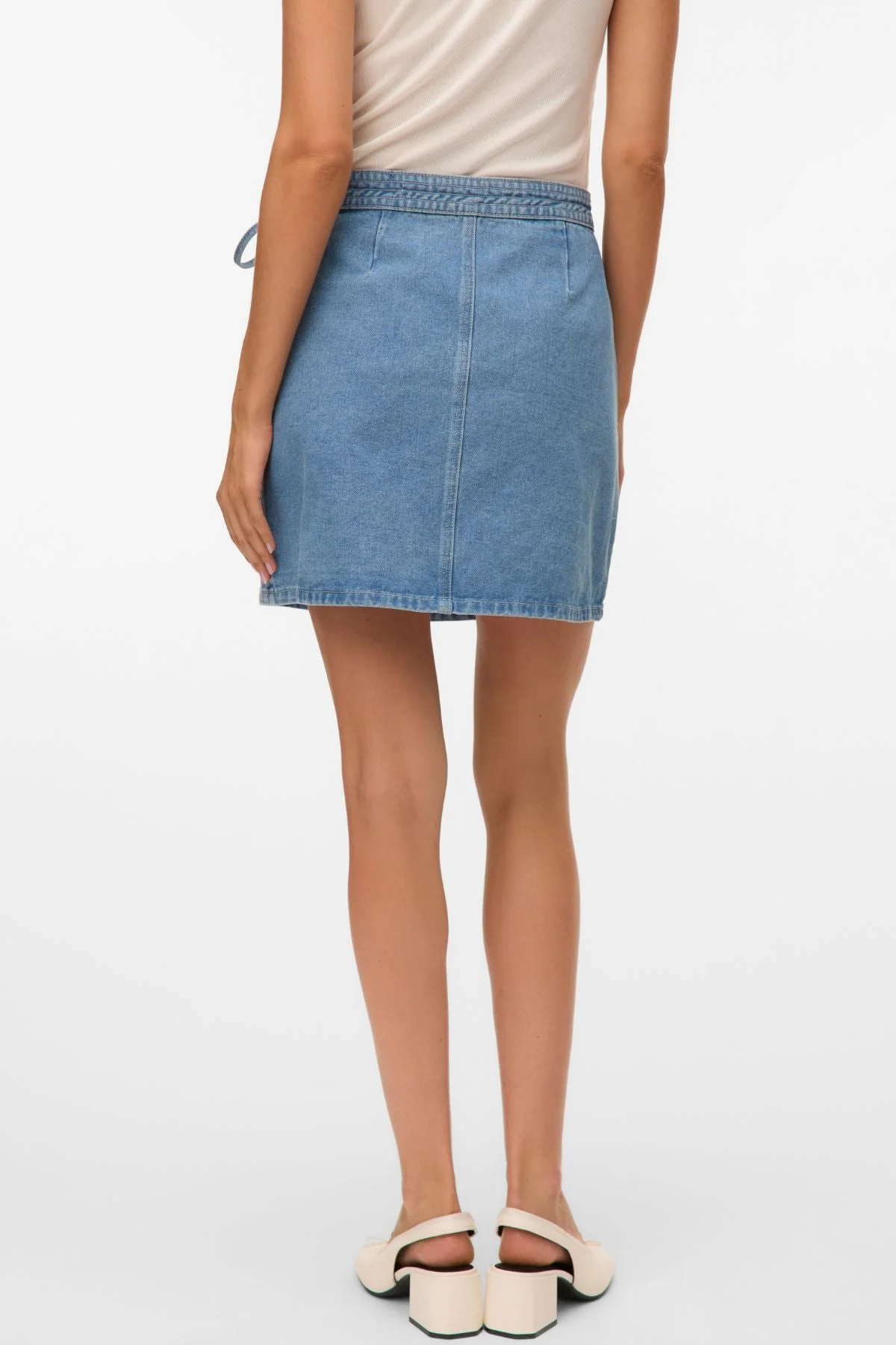 Liza Kurzer Jeans-Wickelrock – Mittelblauer Denim - Image 3