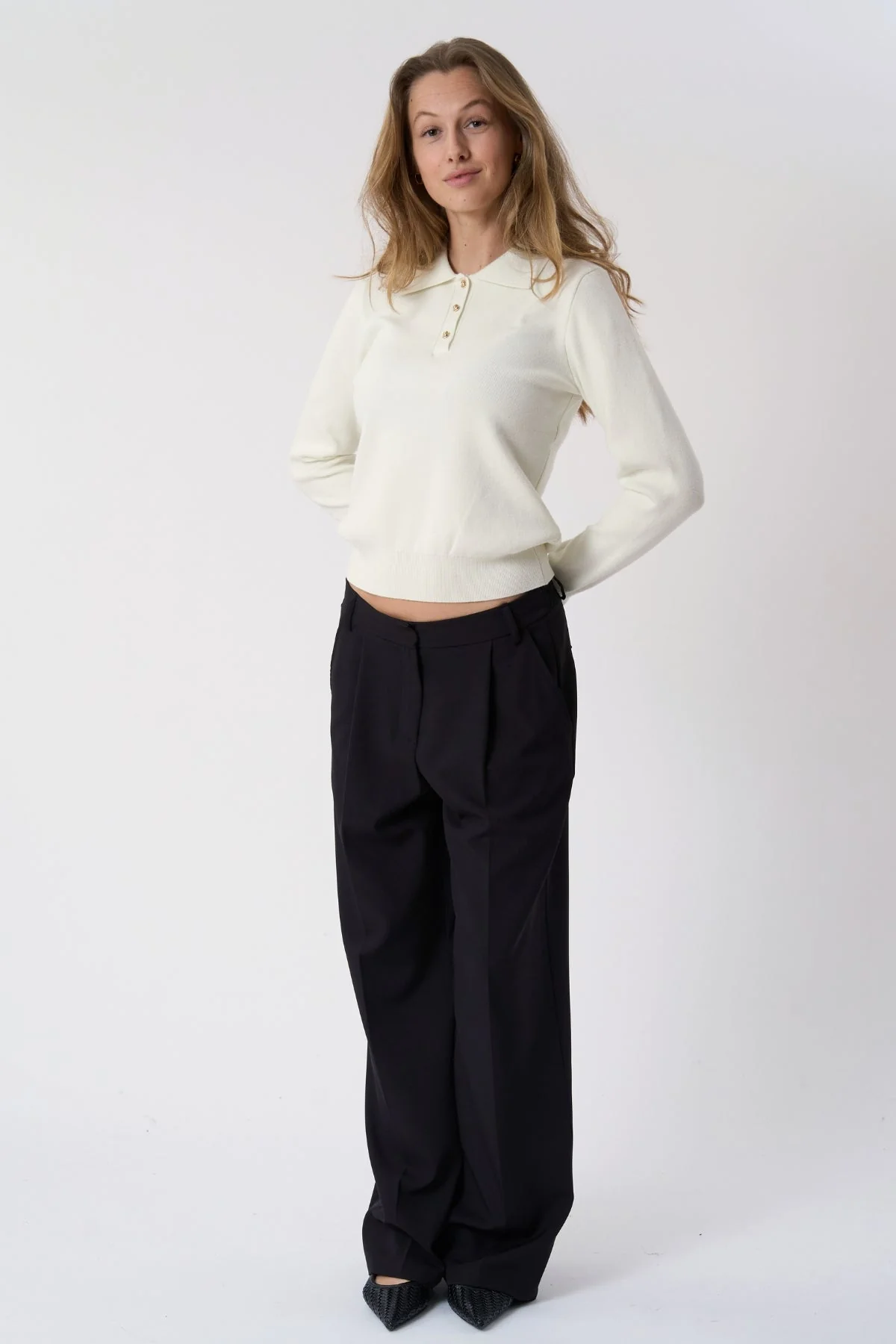 Langärmliges Poloshirt – Ecru - Image 4
