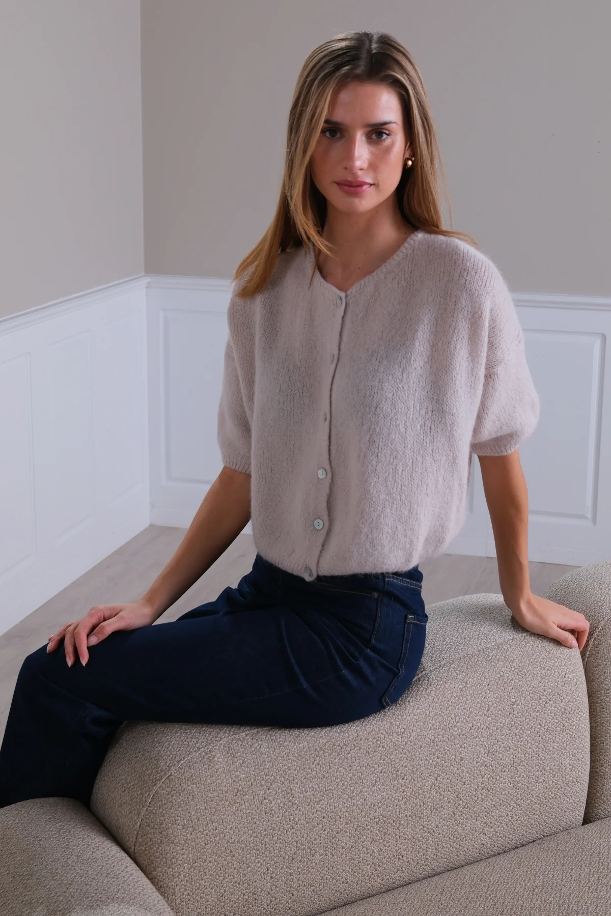 Mary Kurzarmstrick – Beige - Image 2