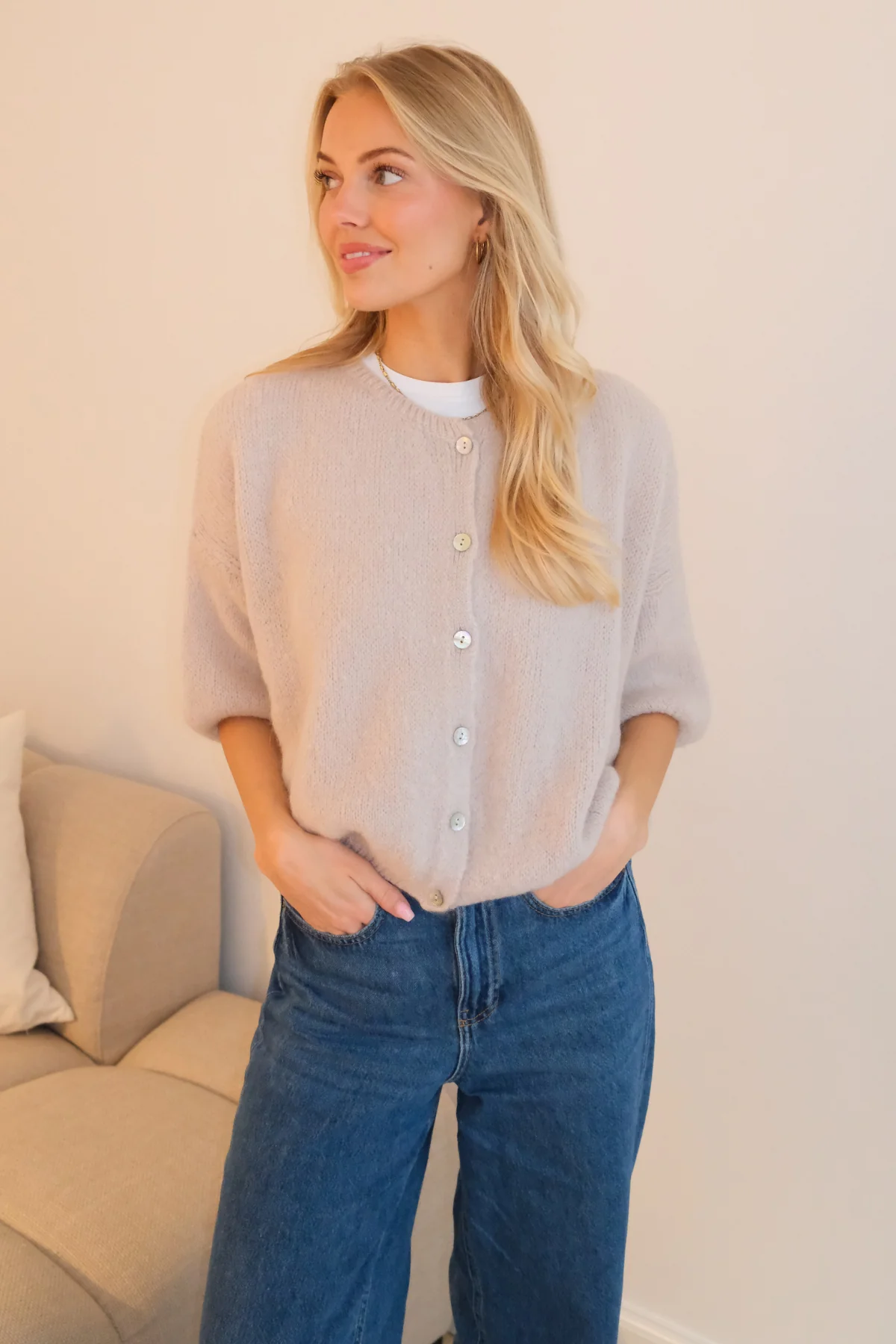 Mary Kurzarmstrick – Beige - Image 5