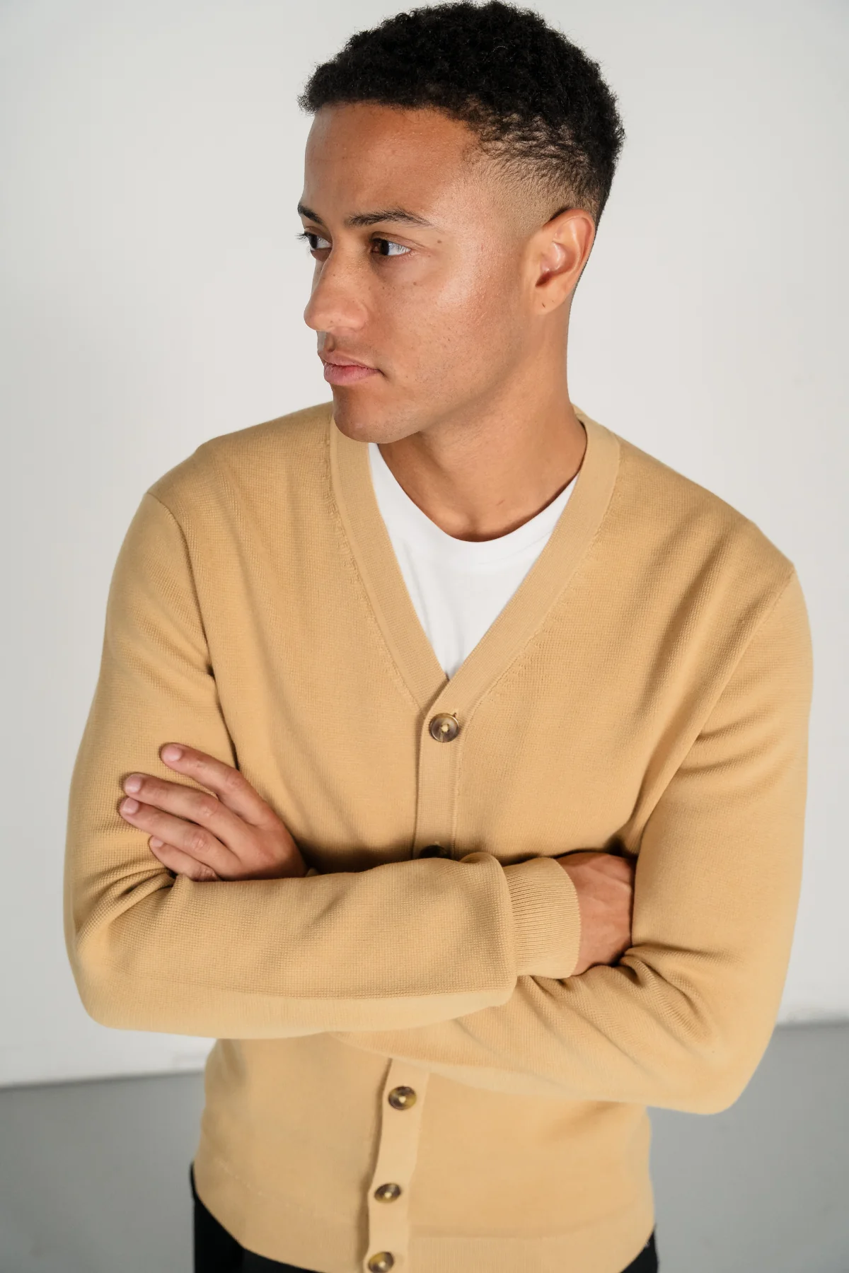 Milo Strick -Strickjacke - Sand - Image 5