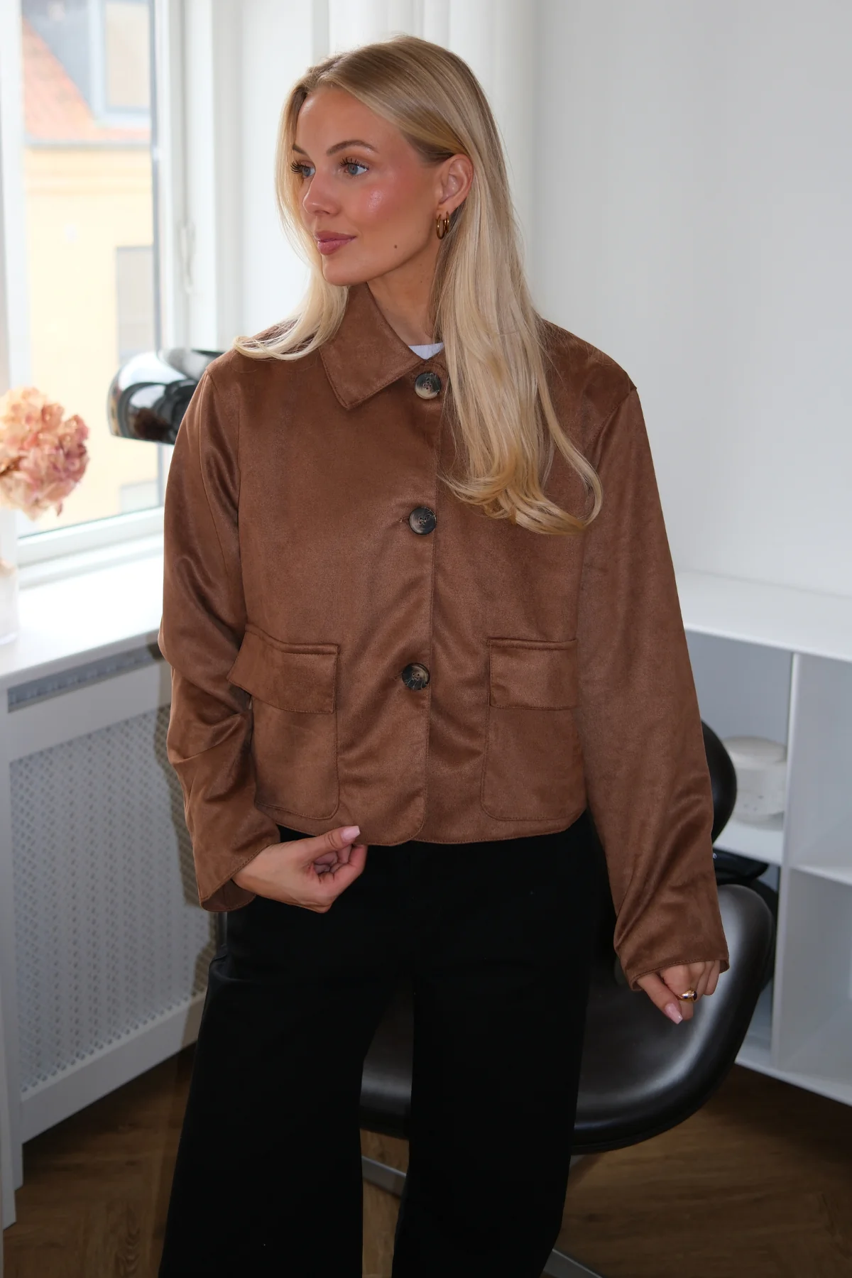 Nelly Short Jacket - Brown - Image 4