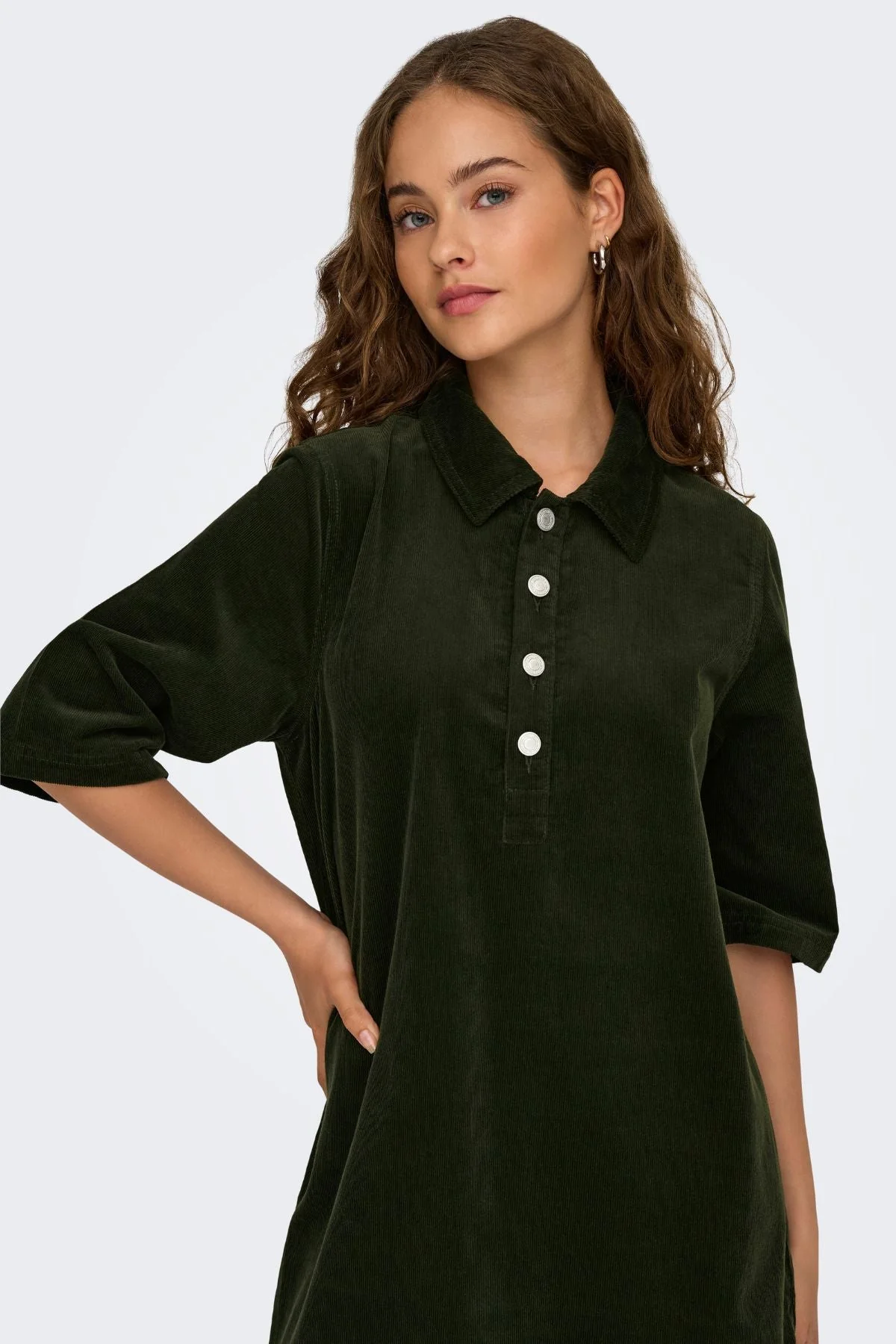 Nessa Cord -Kleid - Kolophonium - Image 2
