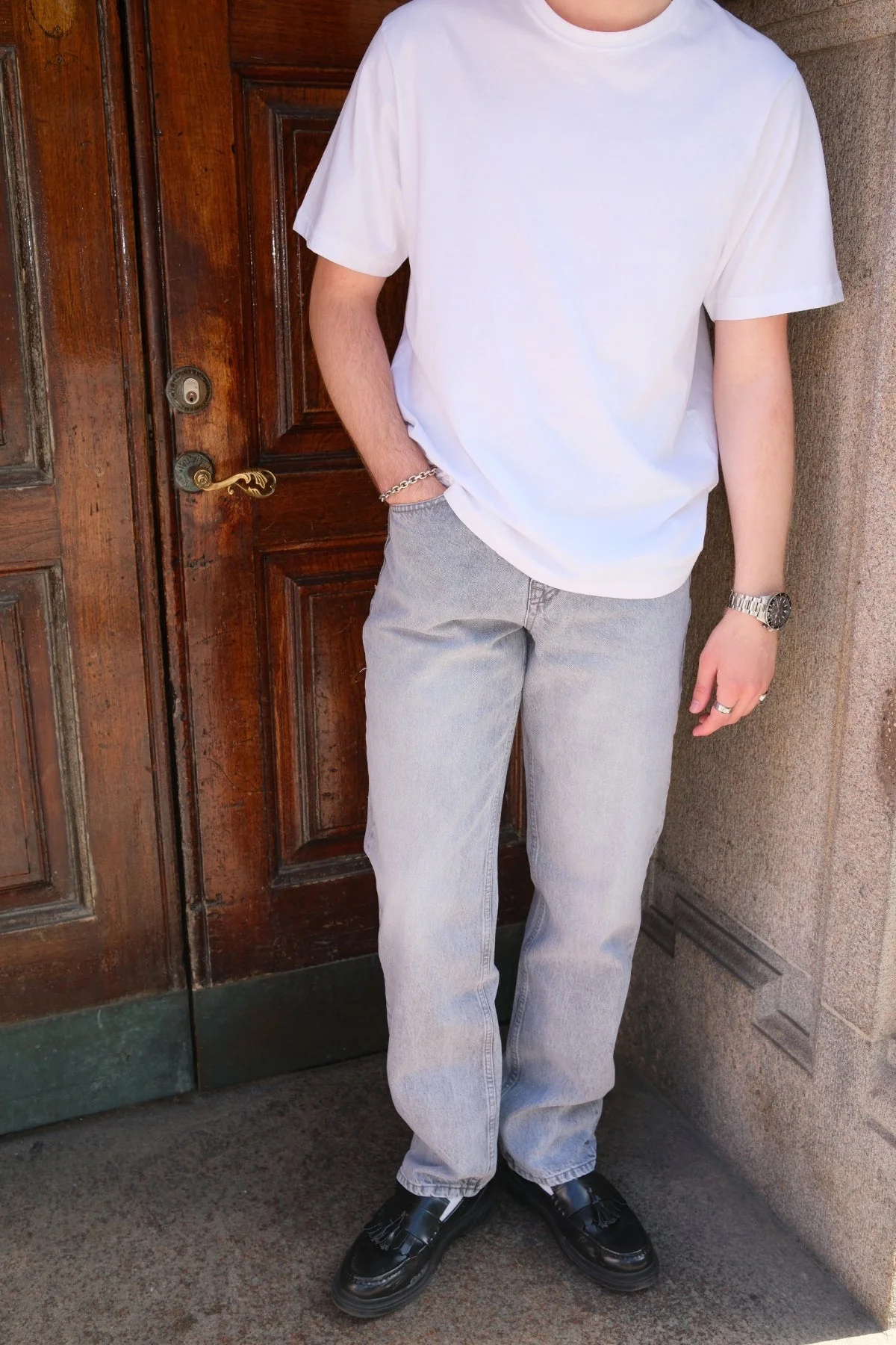 Noah Lose Fit Jeans - grauer Jeans - Image 3