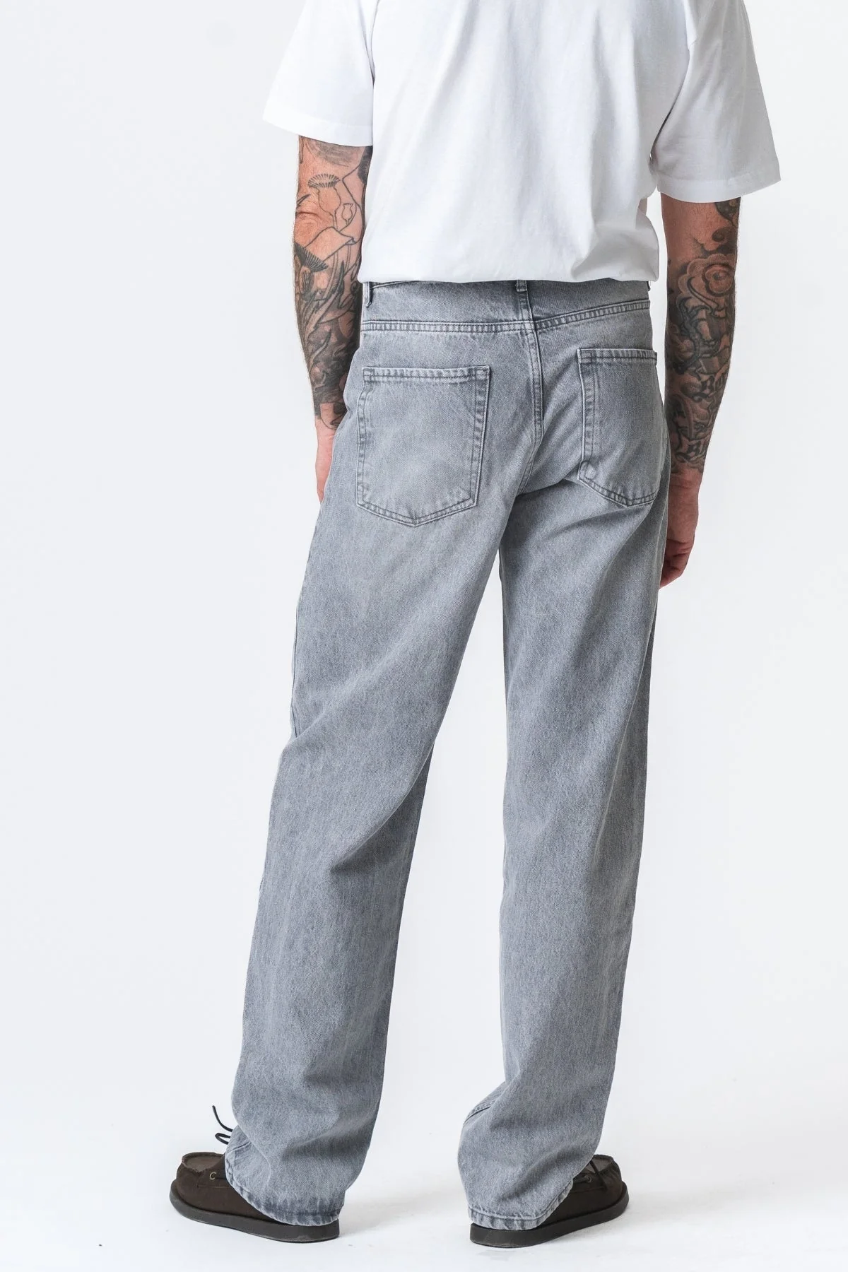 Noah Lose Fit Jeans - grauer Jeans - Image 5
