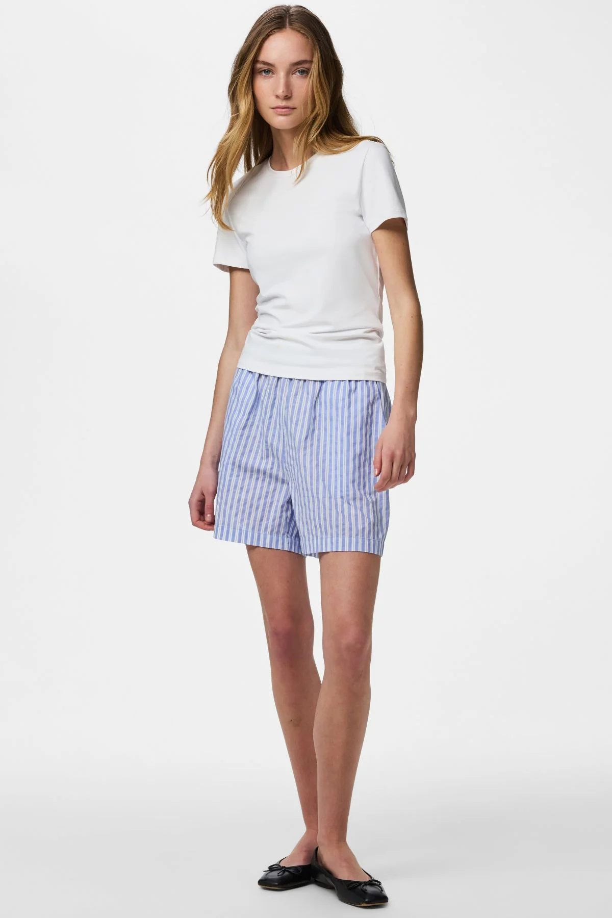 Olly mit hoher Taille Shorts - Hortensienstreifen-Hellweiß - Image 2