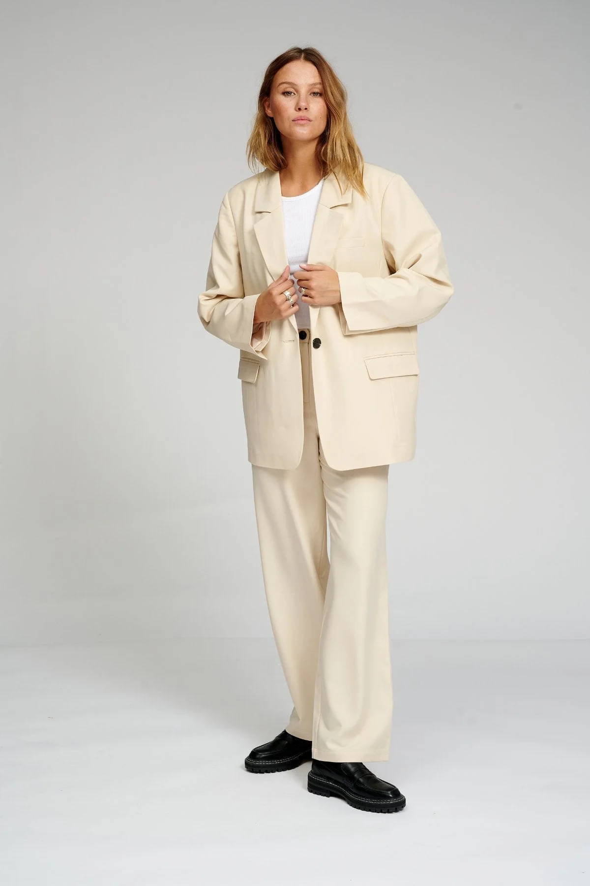 Oversized Anzug (Beige) - Paketangebot - Image 13