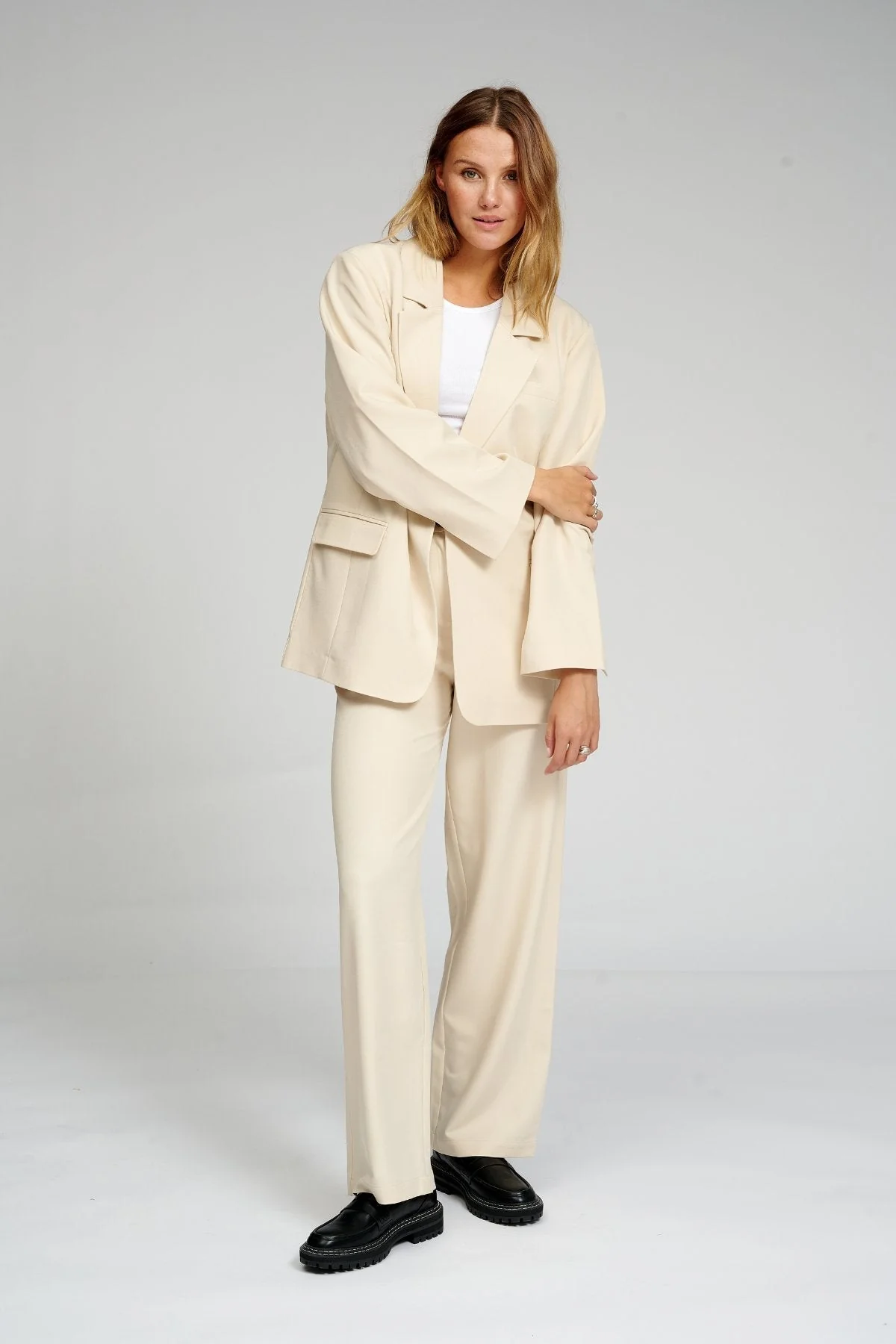 Oversized Anzug (Beige) - Paketangebot - Image 15